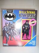 Batman Bola Strike Figure