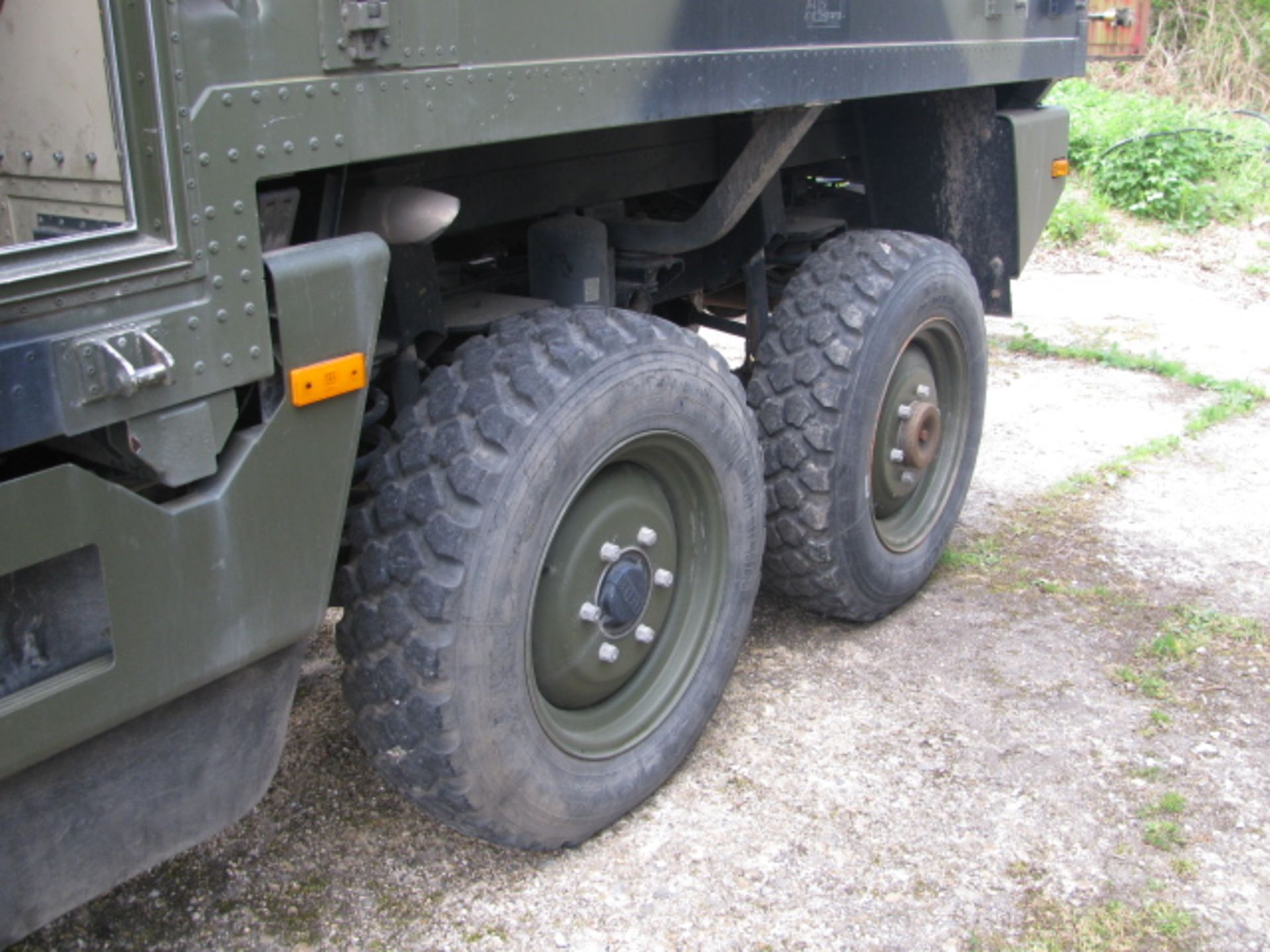 Bucher Guyer Mowag Duro II 6 x 6 Road legal Automatic High Mobility Tactical Vehicle - Image 6 of 10