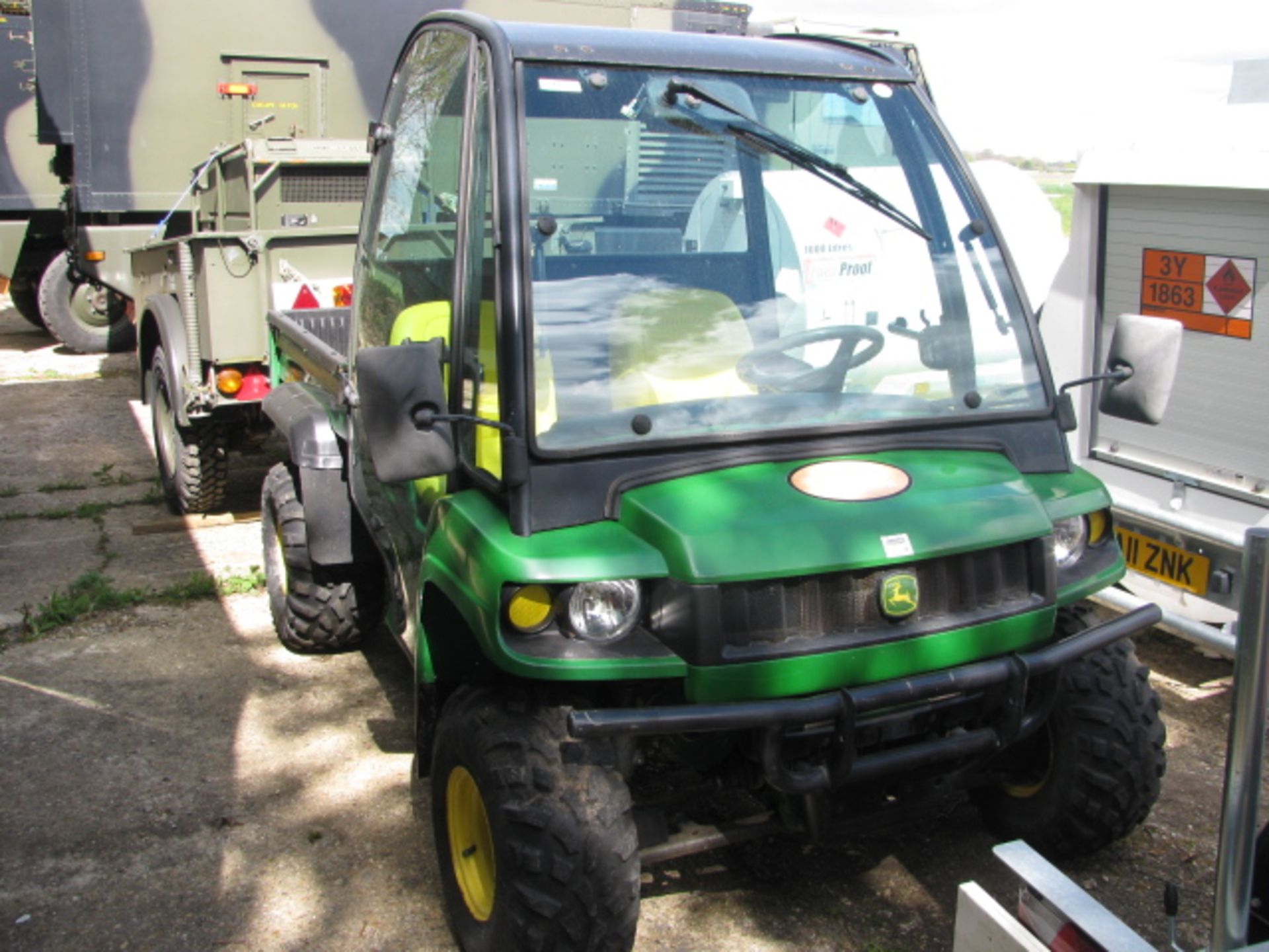 John Deere HPX gaitor 4 x 4 tipping bed utility vehicle (highway spec) - Image 2 of 8