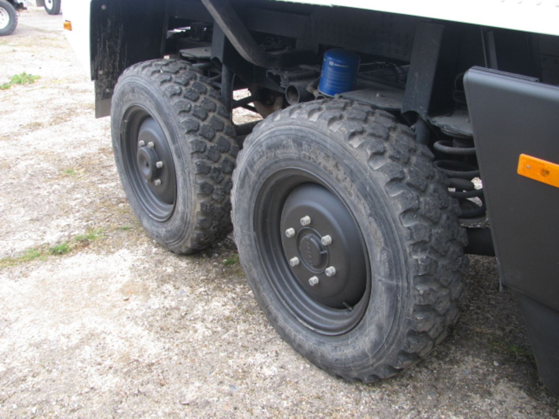 Bucher Guyer Mowag Duro II 6 x 6 Road legal Automatic High Mobility Tactical Vehicle - Image 7 of 24