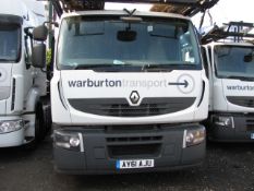 Renault Premium Distribution Wagon and Drag Sleeper Cab, Year: 2011