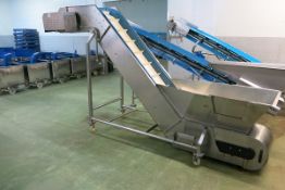 Syspal Type 512 032 mobile swan neck conveyor - A lift out charge will apply