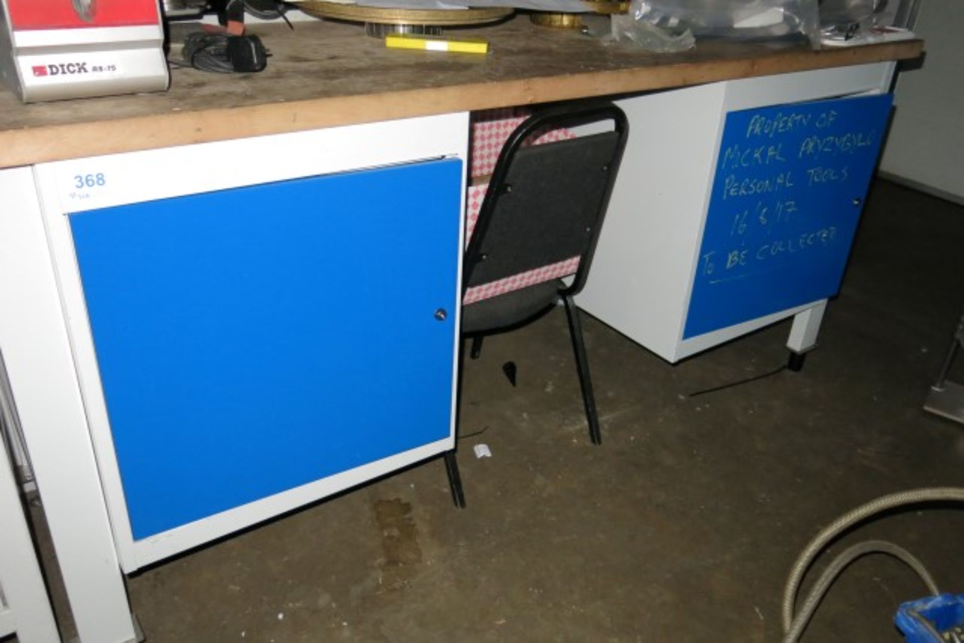 Bott workbench with two cupboards and wood top