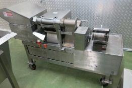Urschel Model G slicer & tooling - A lift out charge will apply