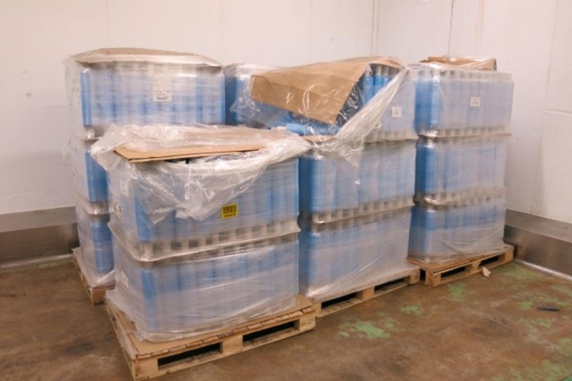 Contents of (6) pallets: approx 1256 rolls film wrap - A lift out charge will apply - Image 2 of 3