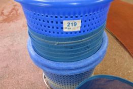 Quantity of plastic salad spinner baskets and metal sieve inserts