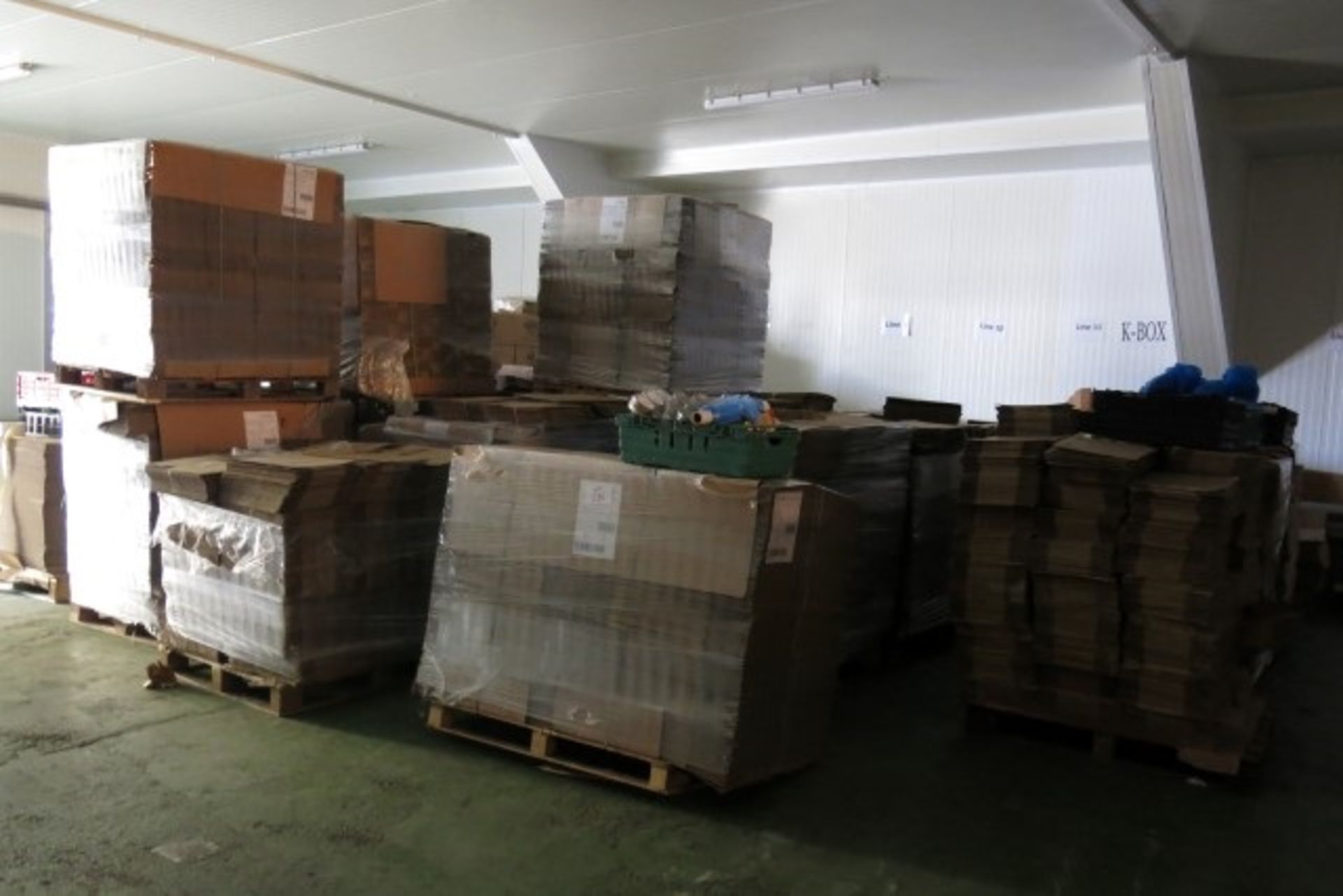 Approx (33) pallets cardboard packaging - A lift out charge will apply