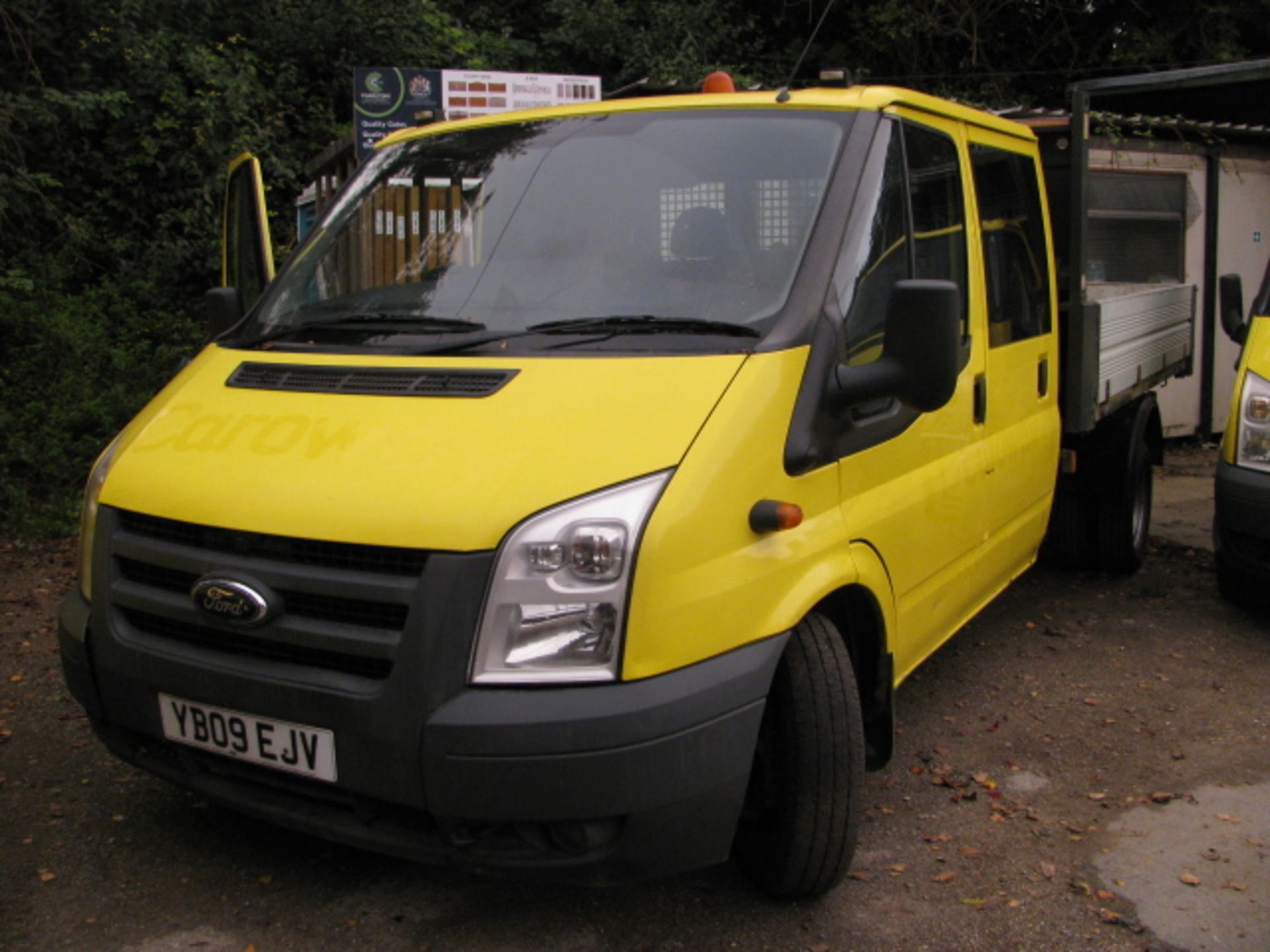 Ford Transit 100 T350 double cab tipper 2009 - Image 2 of 9