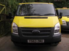 Ford Transit 100 T35 crew cab tipper 2013