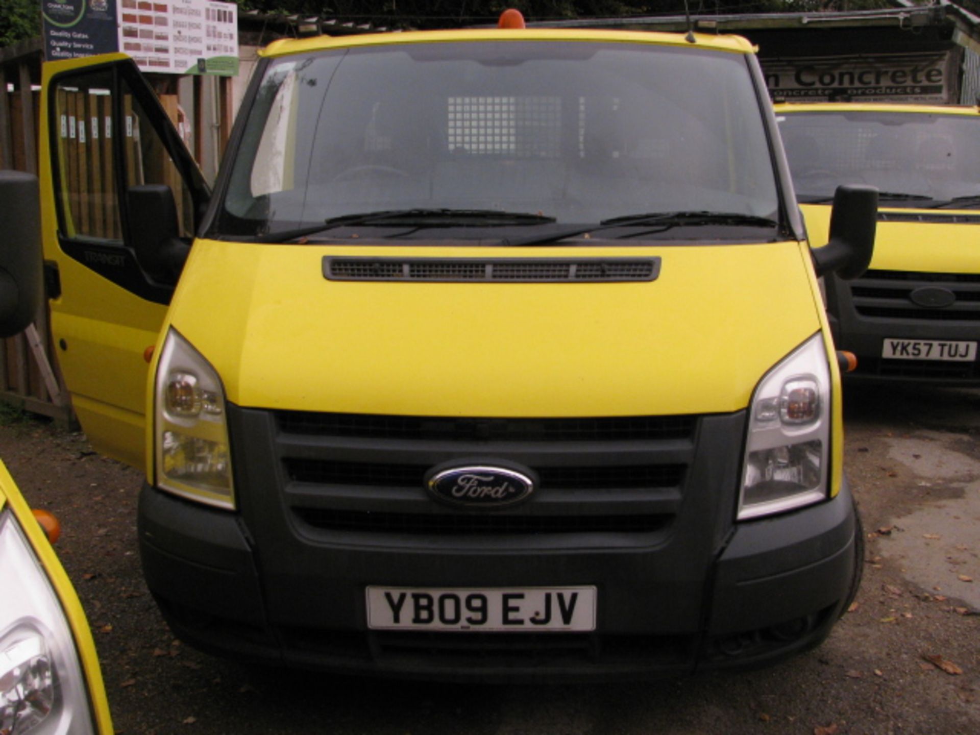 Ford Transit 100 T350 double cab tipper 2009