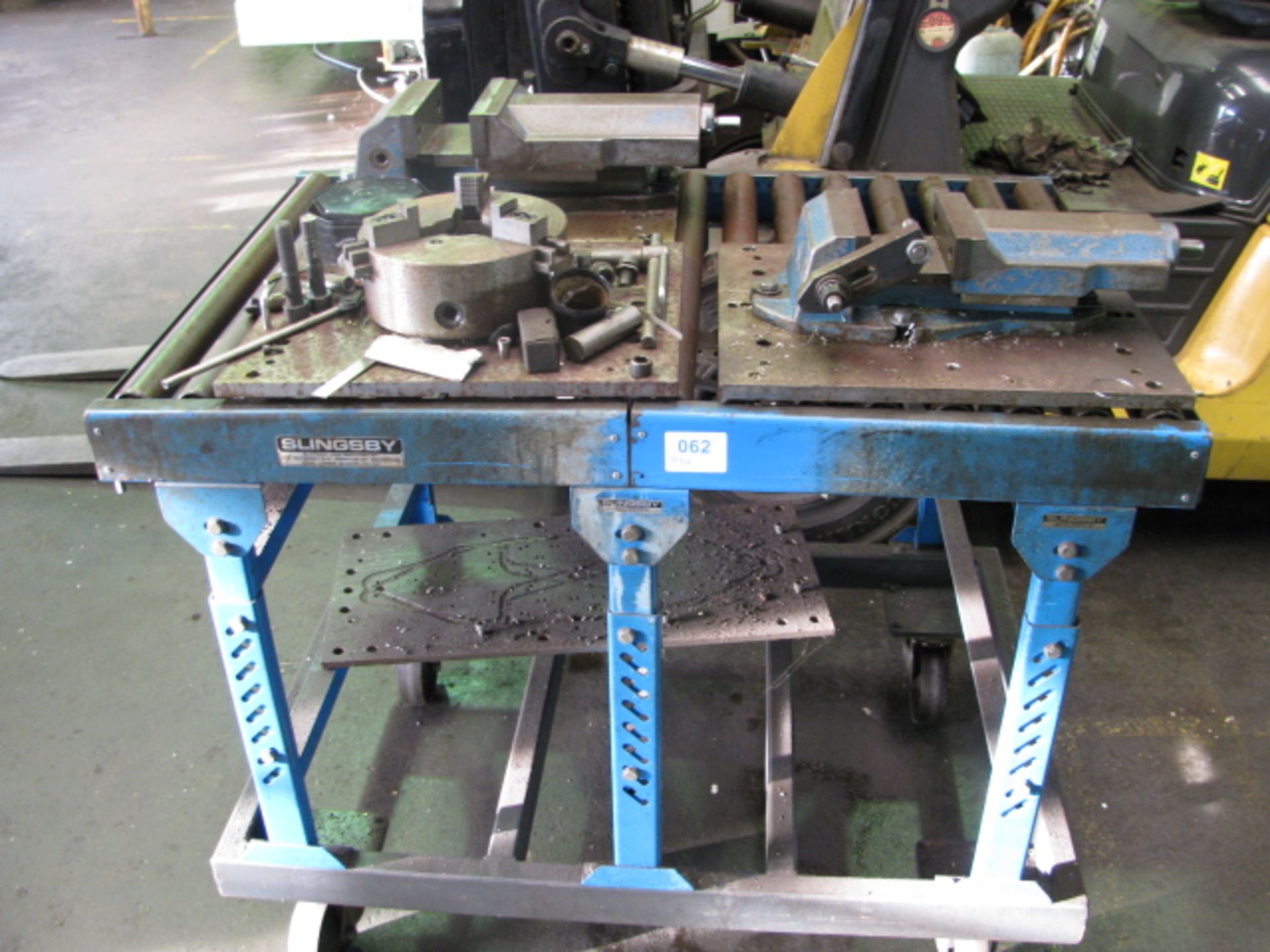 Slingsby roller trolley with 2 x machine vices & Three jaw chuck