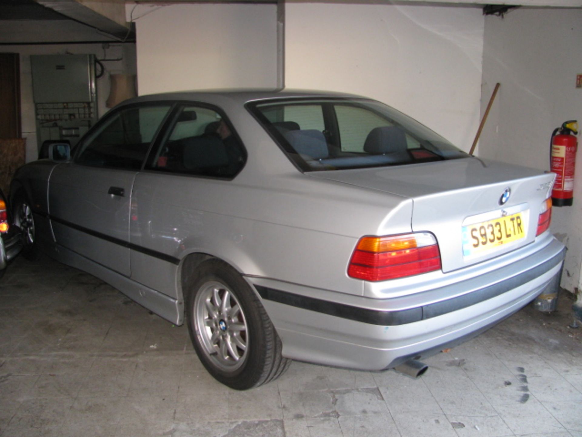BMW E36 323 coupe SE 2.5 petrol automatic - Image 2 of 5