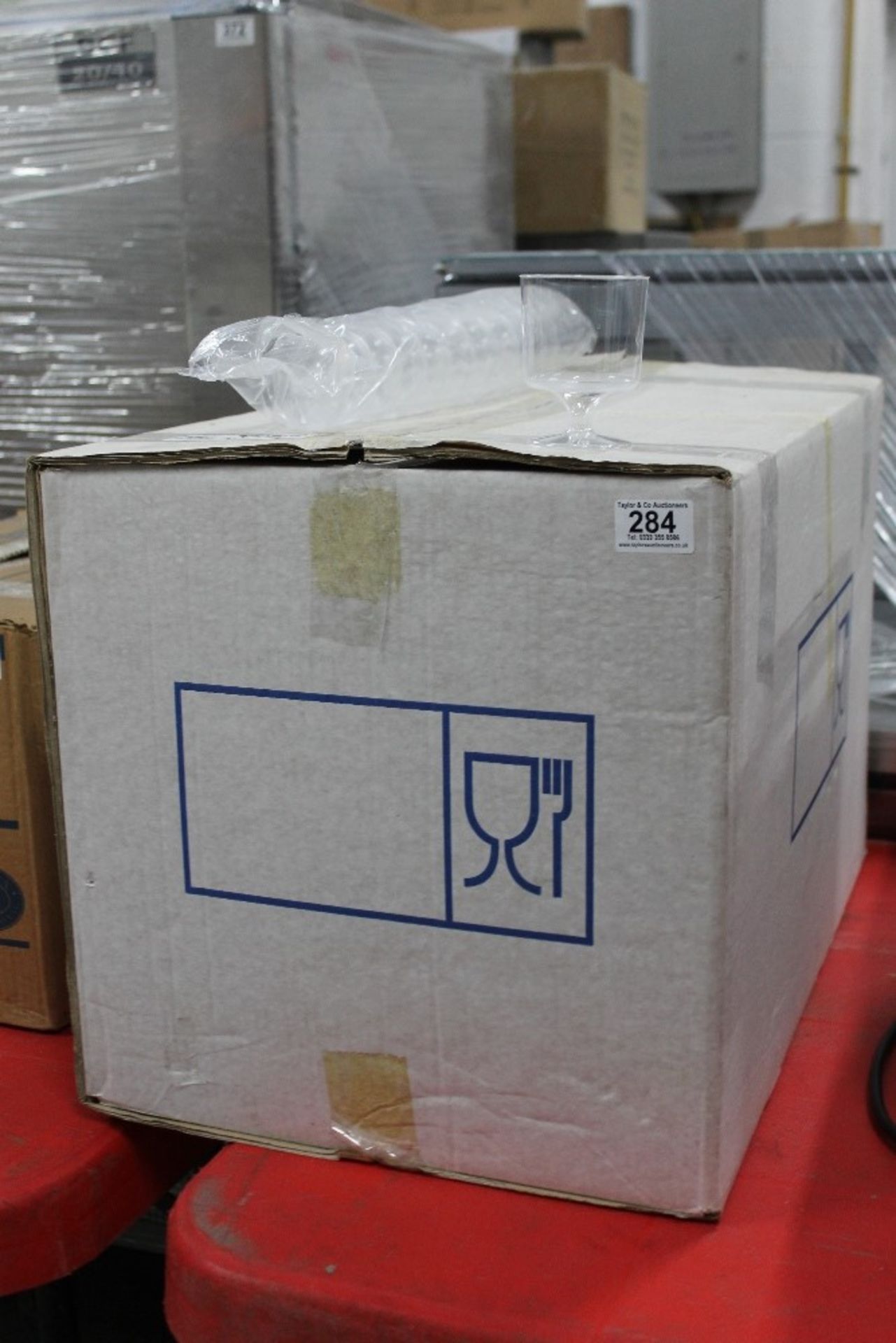 Case of 380 Disposable Wine Glasses – NO VAT - Image 2 of 2