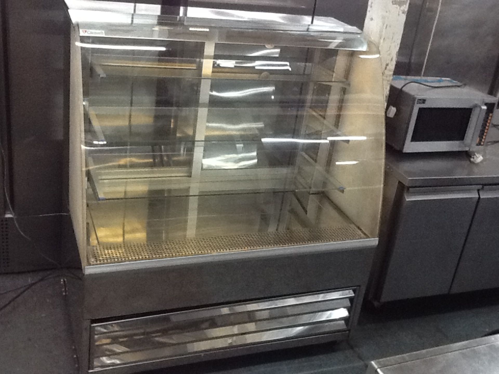 Three Shelf Refrigerated Patisserie Display Case – NO VAT - Image 3 of 3