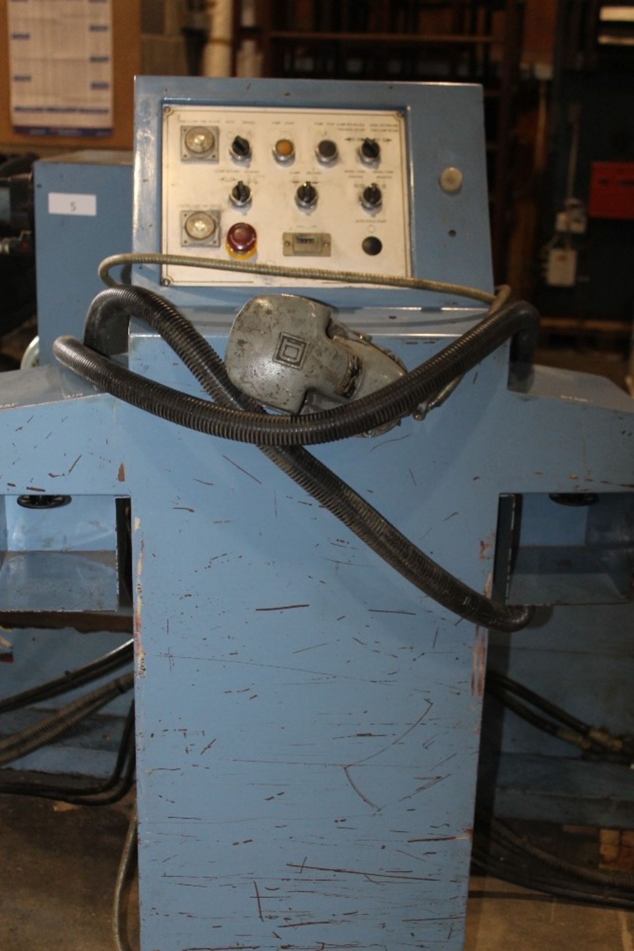 SOCO TWIN HEAD HYDRAULIC BENDER - Adjustable Pitch - Image 2 of 6