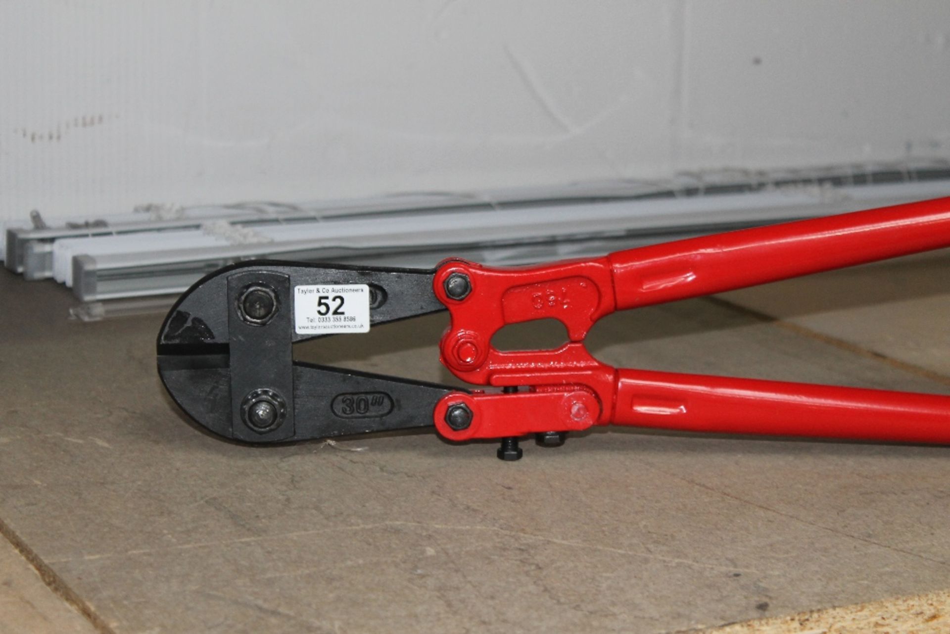 30” Bolt Croppers