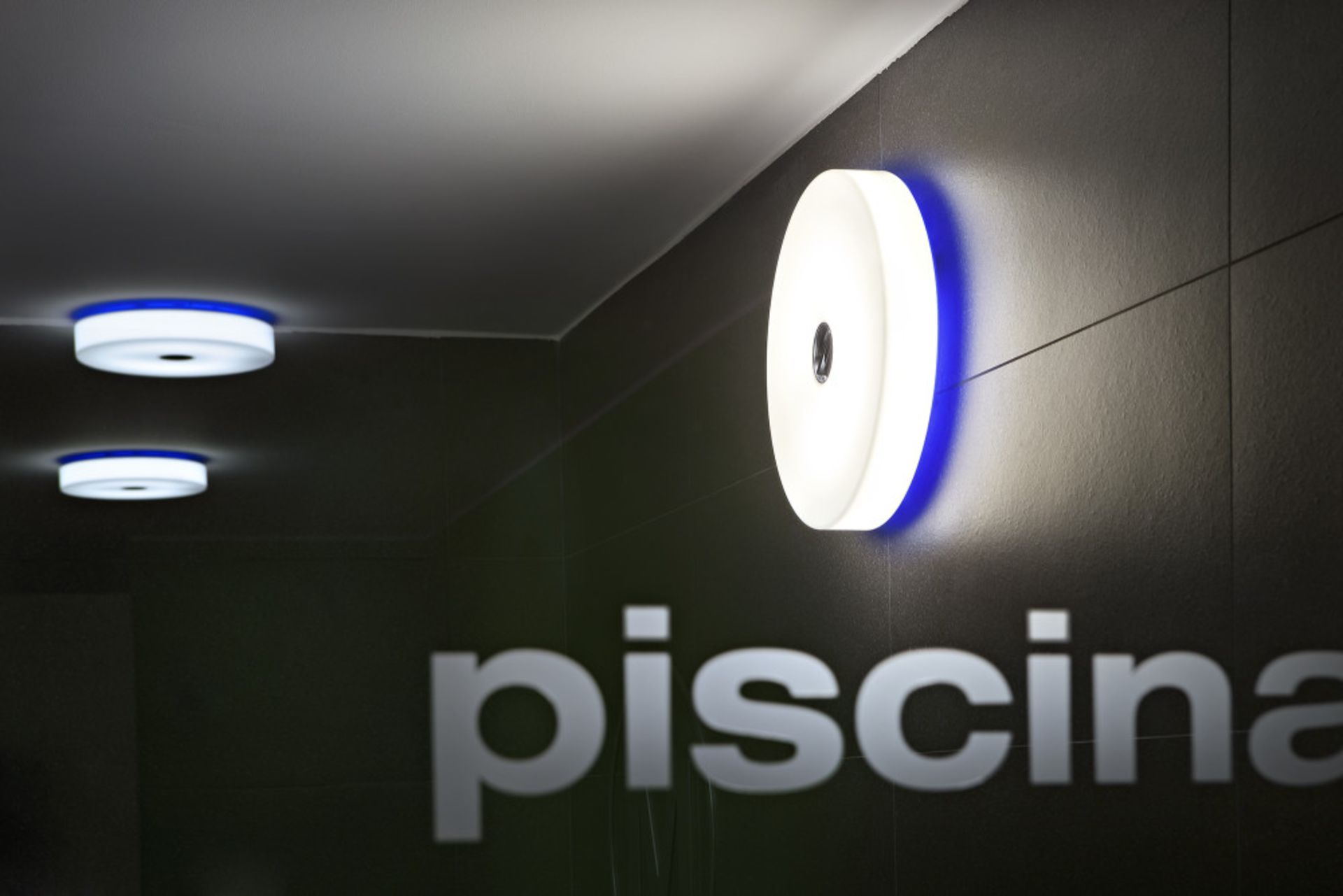 2 Piscina Designer Wall / Ceiling Lights – NO VAT
