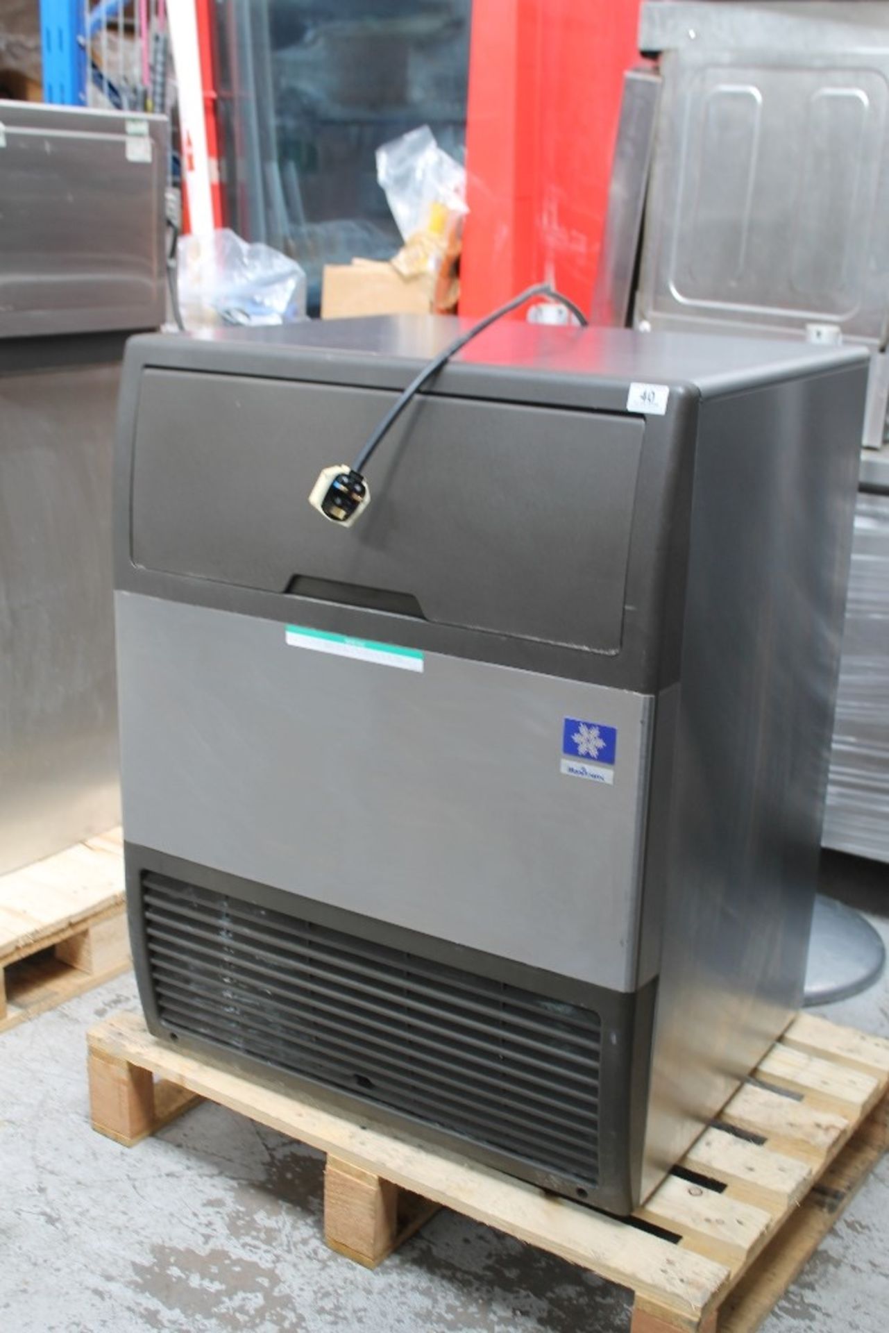 Manitowok Ice Machine – Tested – NO VAT – as new   Model ECS065AG – serial no: 310092033