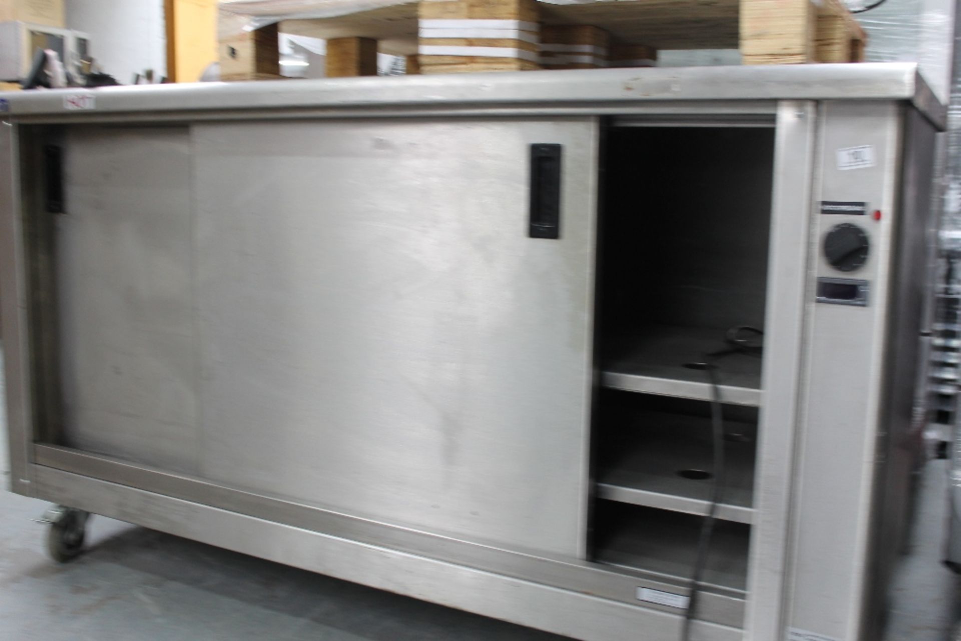 Victor Mobile Hot Cupboard - peer16z-42 – serial no:  20358 -240v – 1-ph Tested – NO VAT - Image 2 of 3