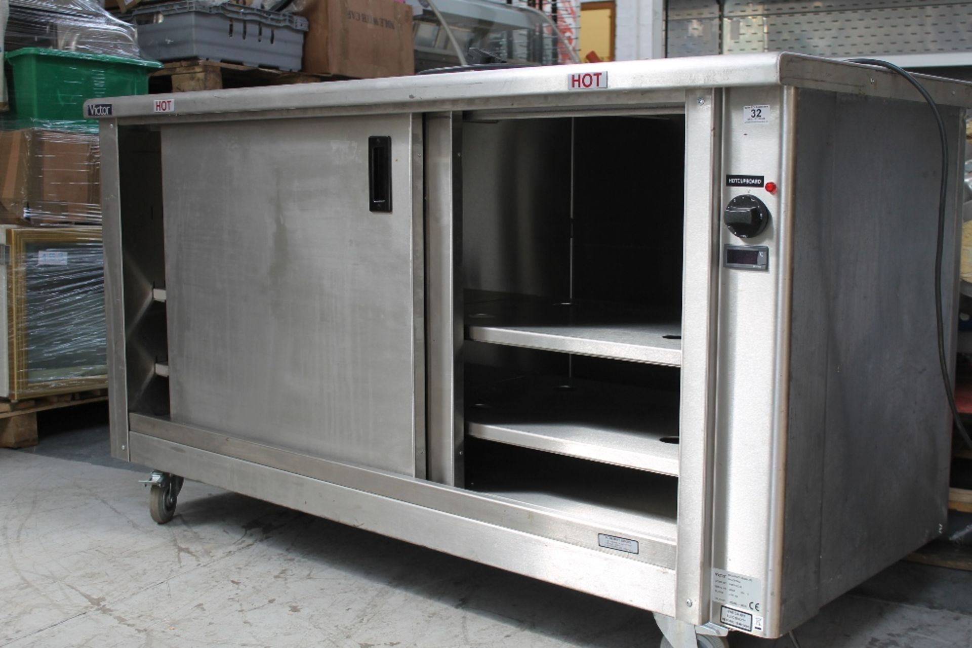 Victor Mobile Hot Cupboard – Tested - 1-ph – NO VAT Model PEER16Z-42 – serial no: 20358 – 220-240v - Image 3 of 3