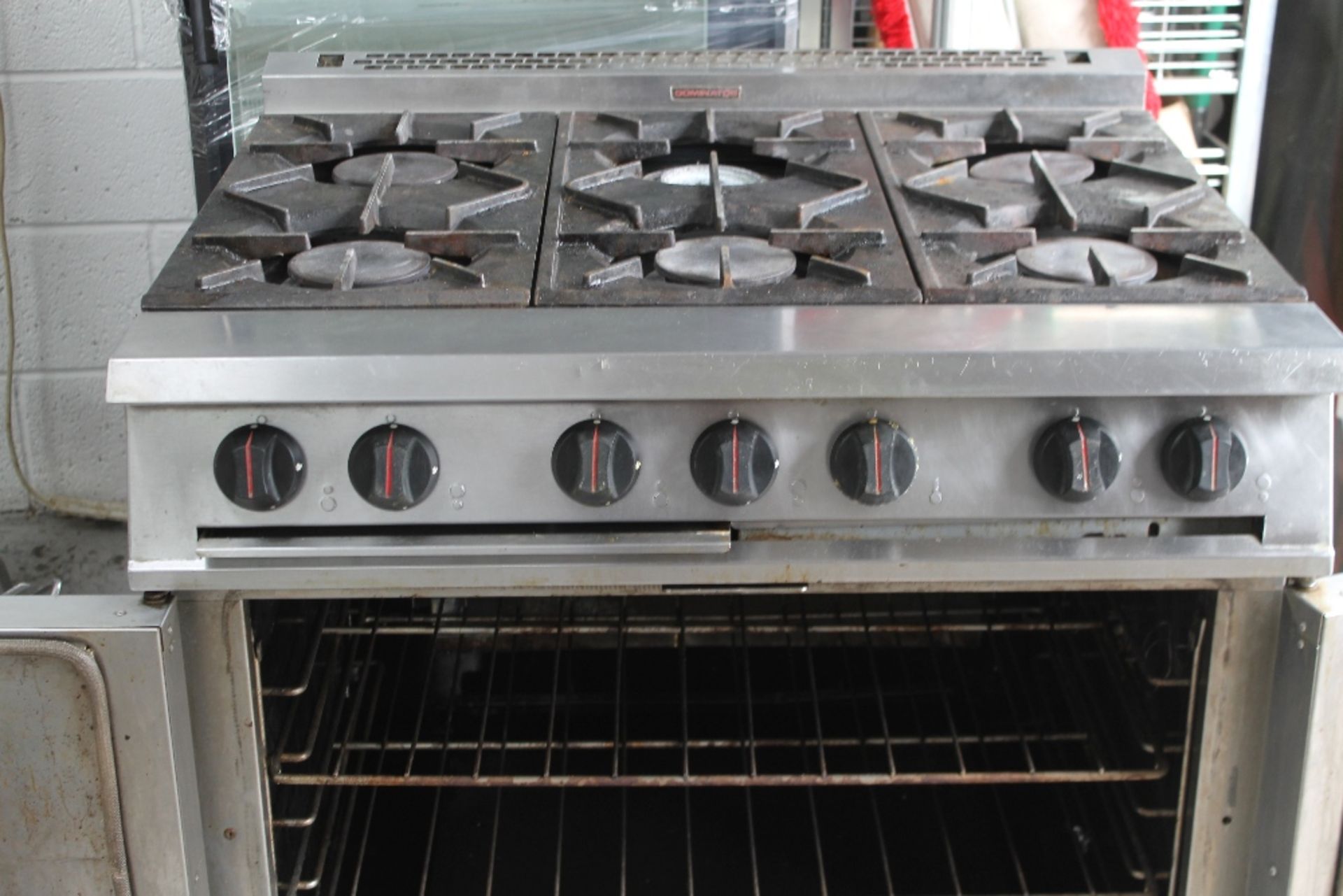 Falcon Dominator 6 Burner Gas Cooker with Oven – Tested – NO VAT   Model G21070T - serial no: - Image 3 of 5