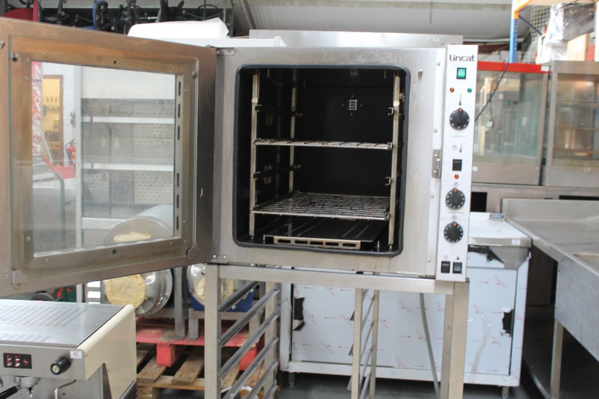 Lincat Convection Oven –on stand with under tray storage – 3-ph   Tested – NO VAT - Image 3 of 4