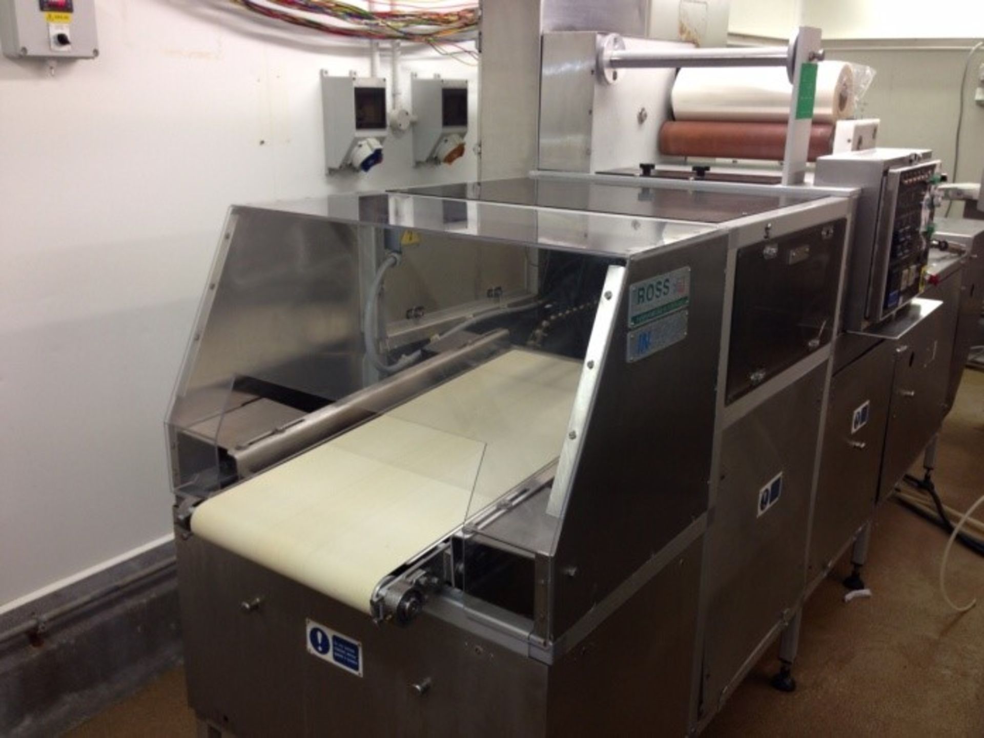 Ross Inpack Junior A20 Automatic Tray Sealer The Inpack Junior A20 is an automatic tray sealer - Image 2 of 5