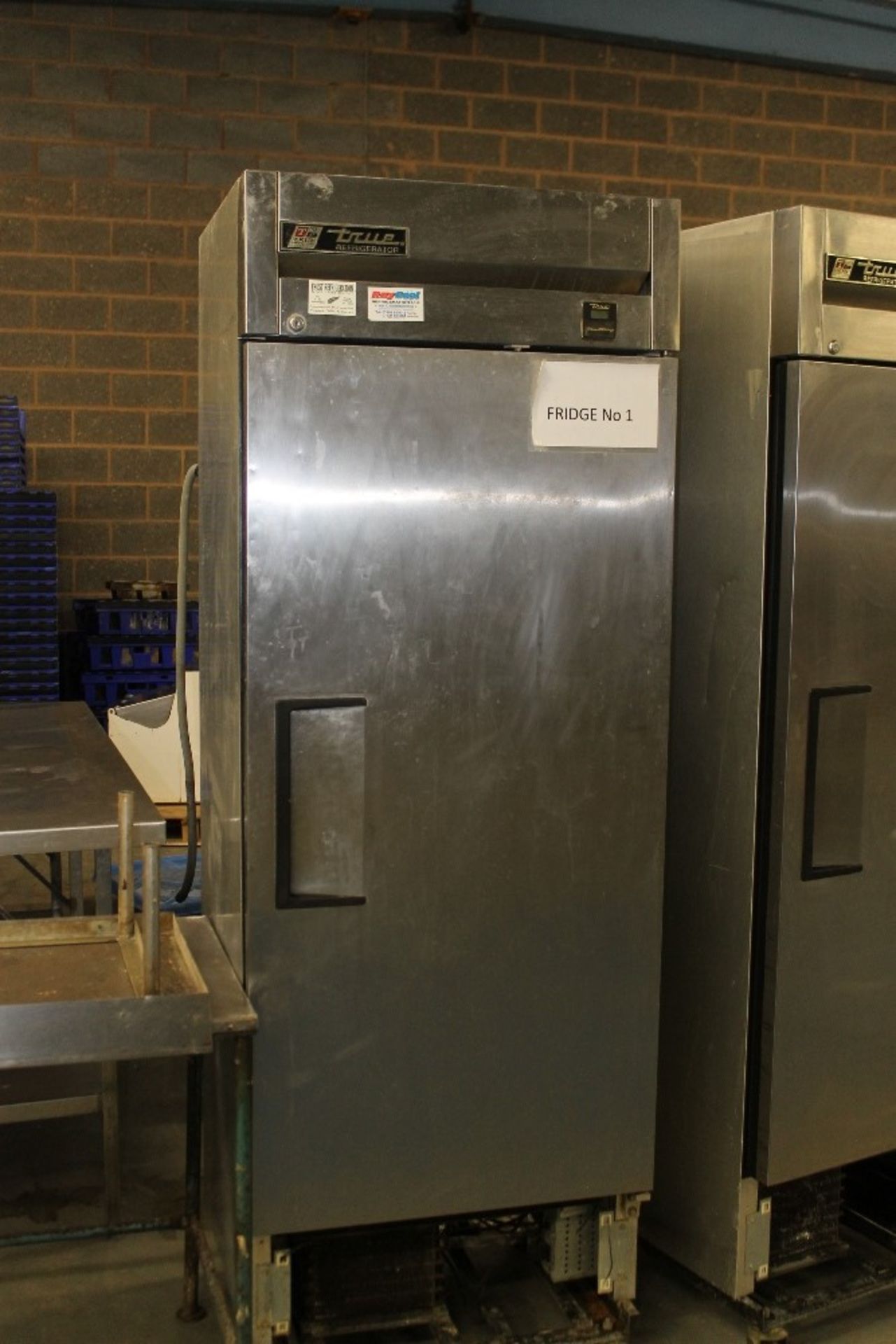 True Commercial Catering Fridge – Tested –1 Shelf - missing base plate Collect from Alcester ,