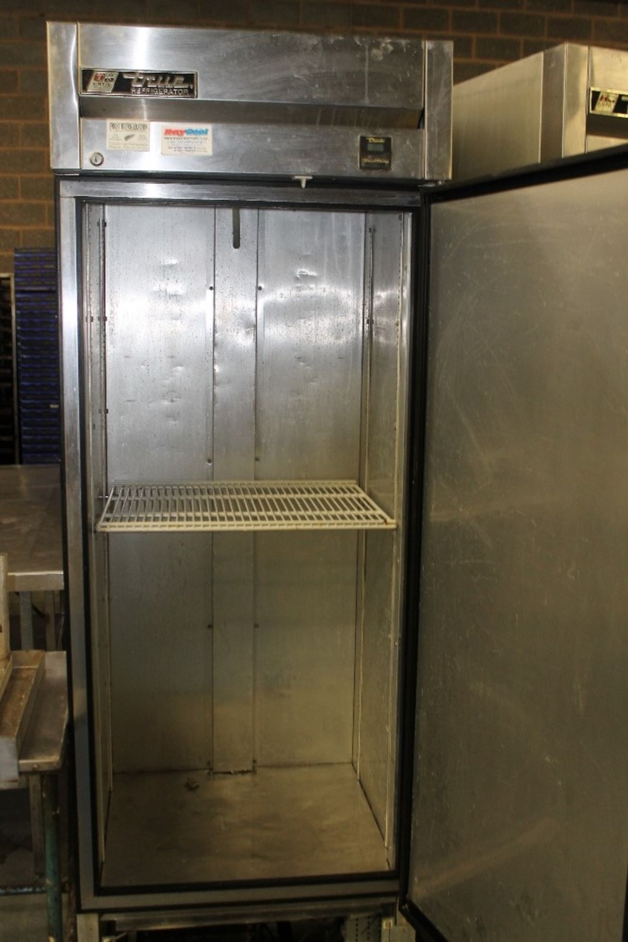 True Commercial Catering Fridge – Tested –1 Shelf - missing base plate Collect from Alcester , - Image 2 of 2