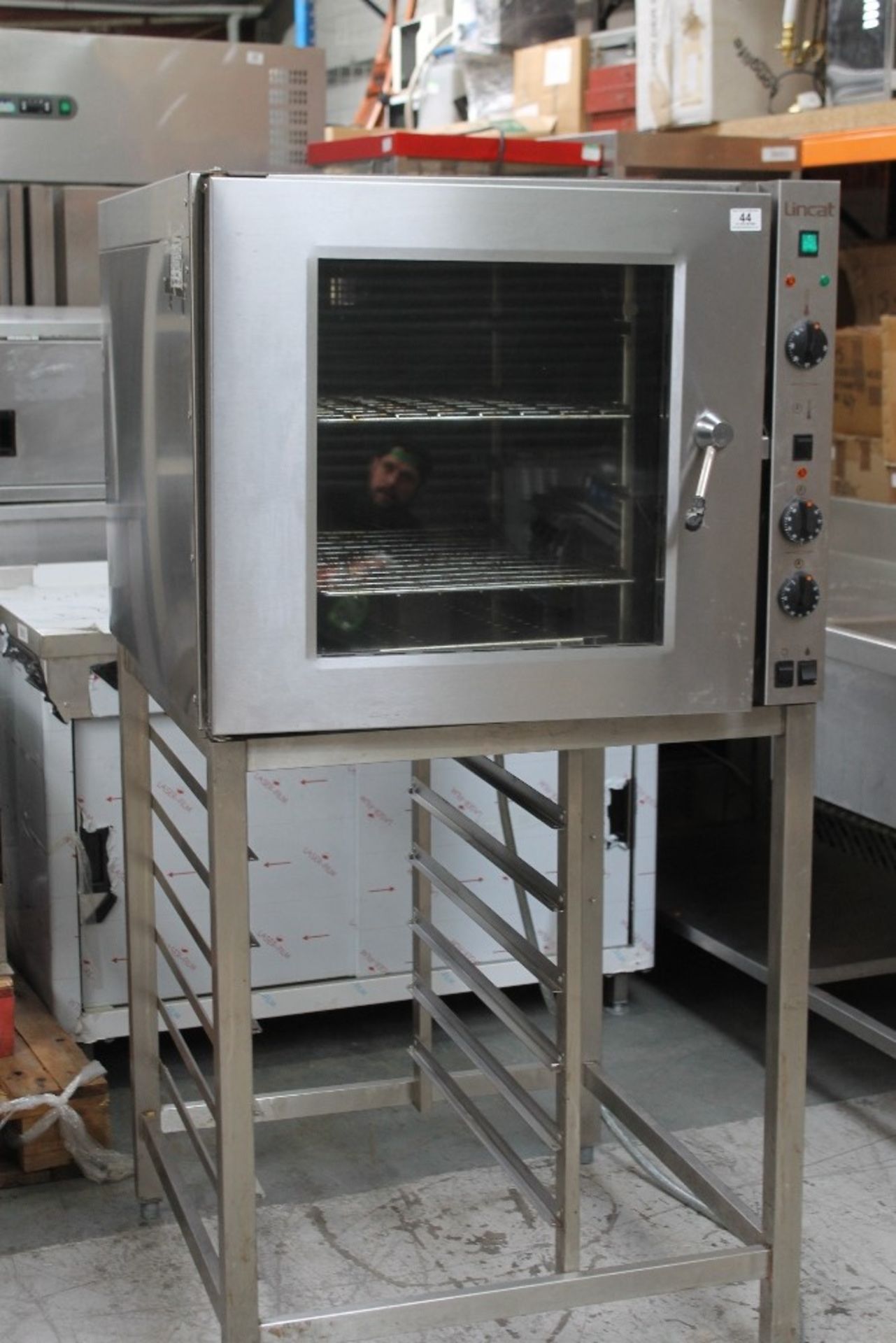 Lincat Convection Oven –on stand with under tray storage – 3-ph   Tested – NO VAT –W76cm x H156cm x - Image 2 of 4