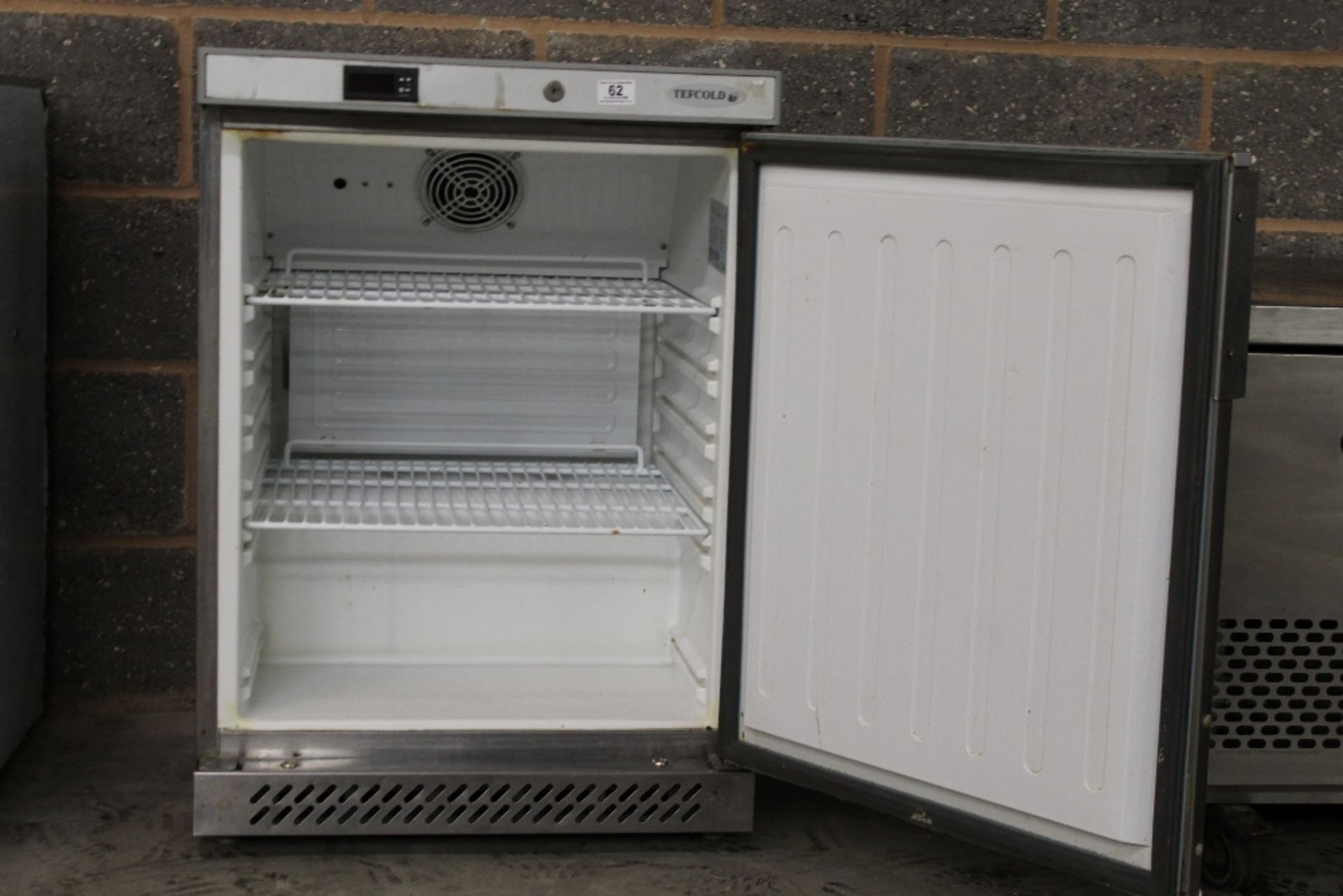 Tefcold Stainless Steel Catering Fridge - Image 2 of 2