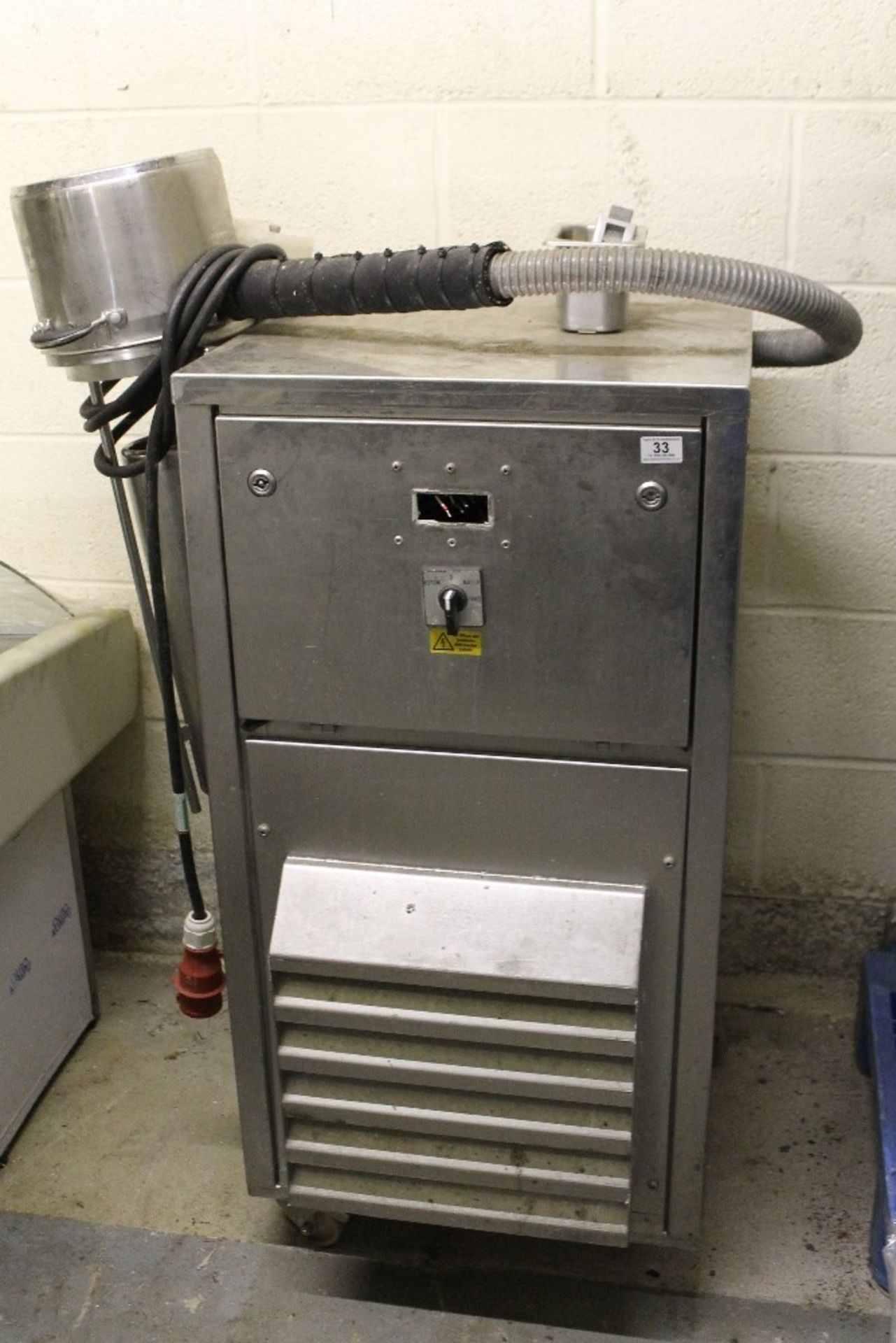 Industrial Cooling Machine – missing panel