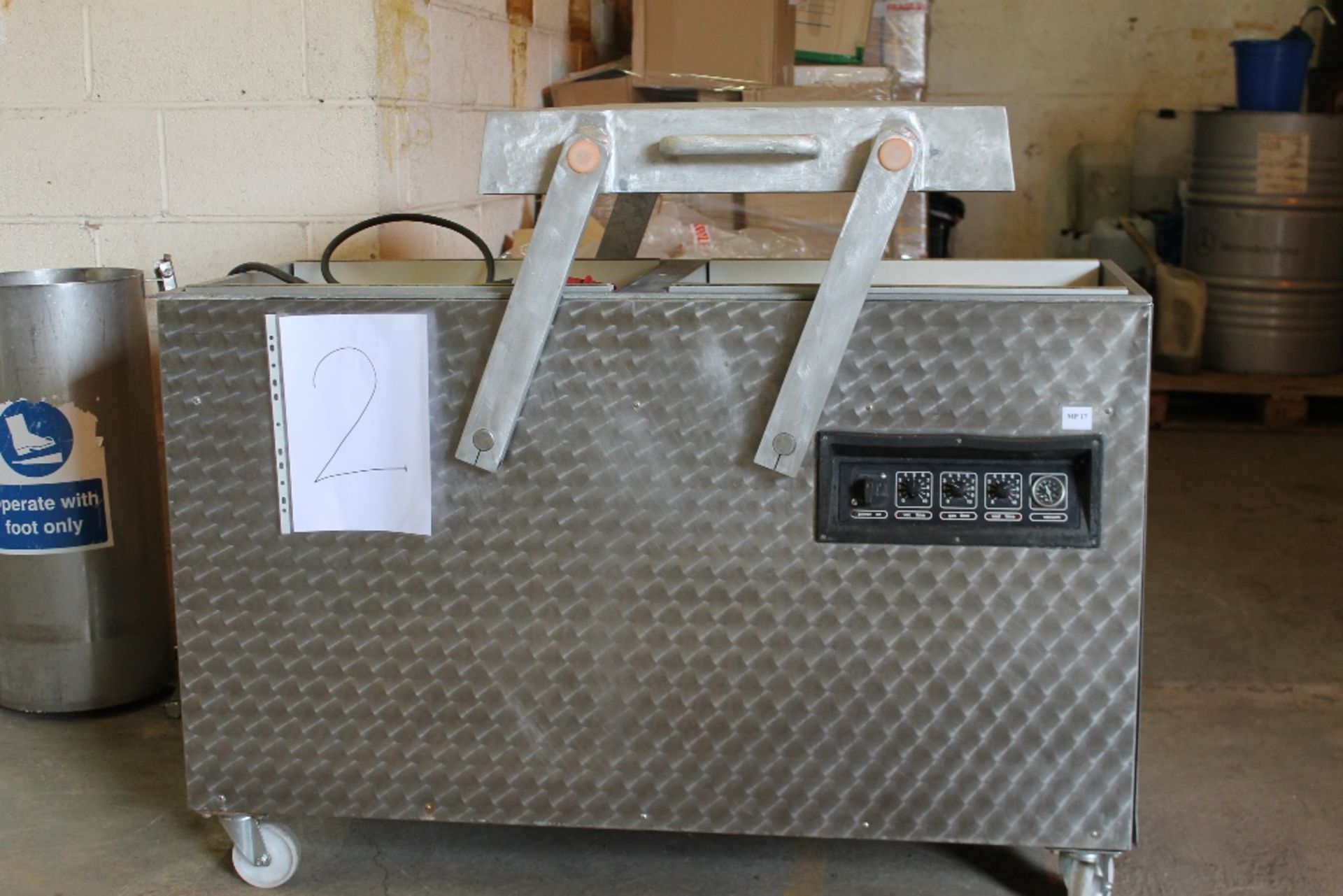 2 Bag Vacuum Sealing Machine – DSL Food Machinery – Serial 97106010   3-ph – Tested