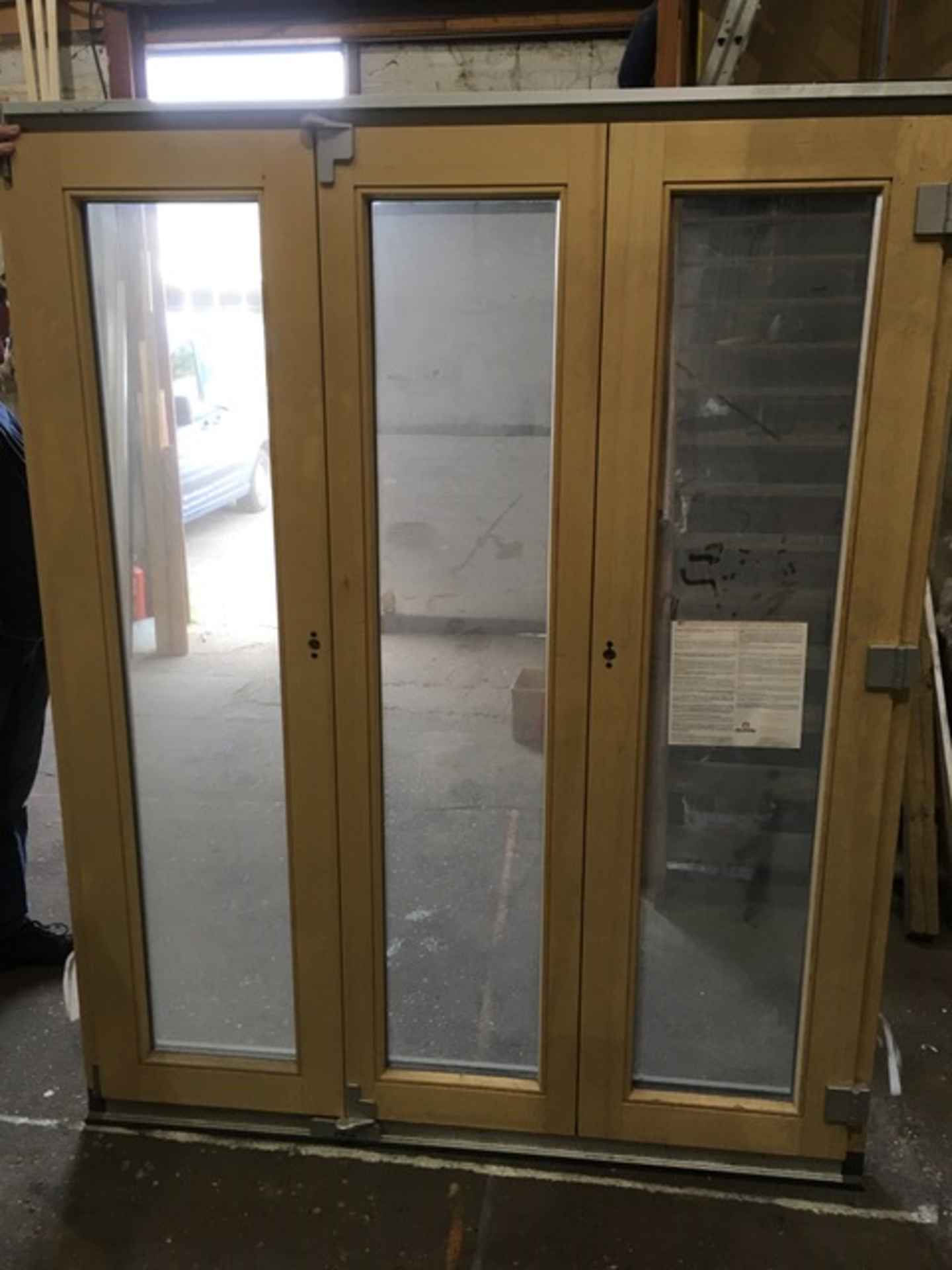 Bi-Folding Doors – NO VAT Outside View-Aluminium – Inside View – Pine Size W1700mm x H2100mm Ideal - Image 2 of 2