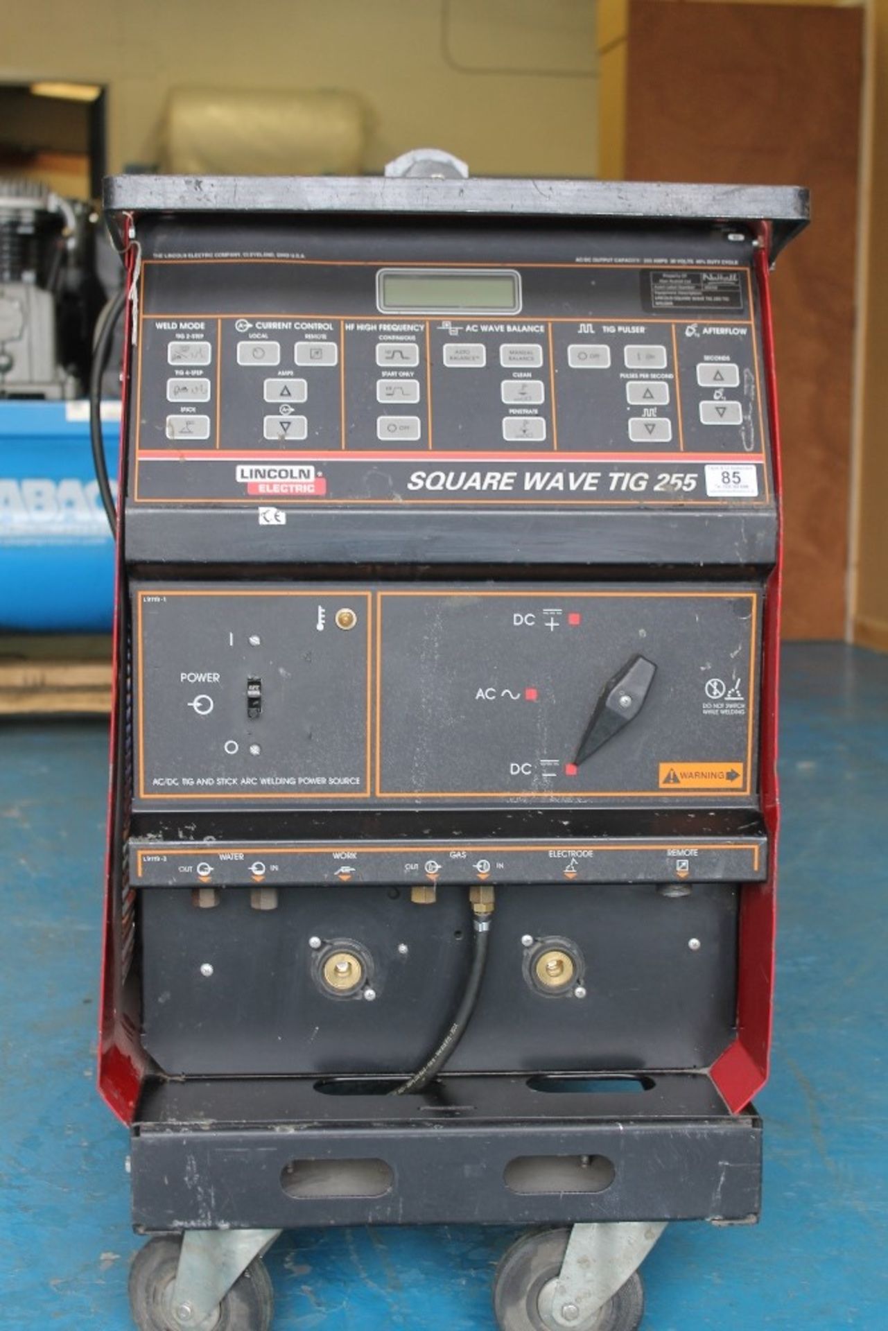 Lincoln Square Wave Tig 255 Electric Welder – NO VAT - Image 3 of 3