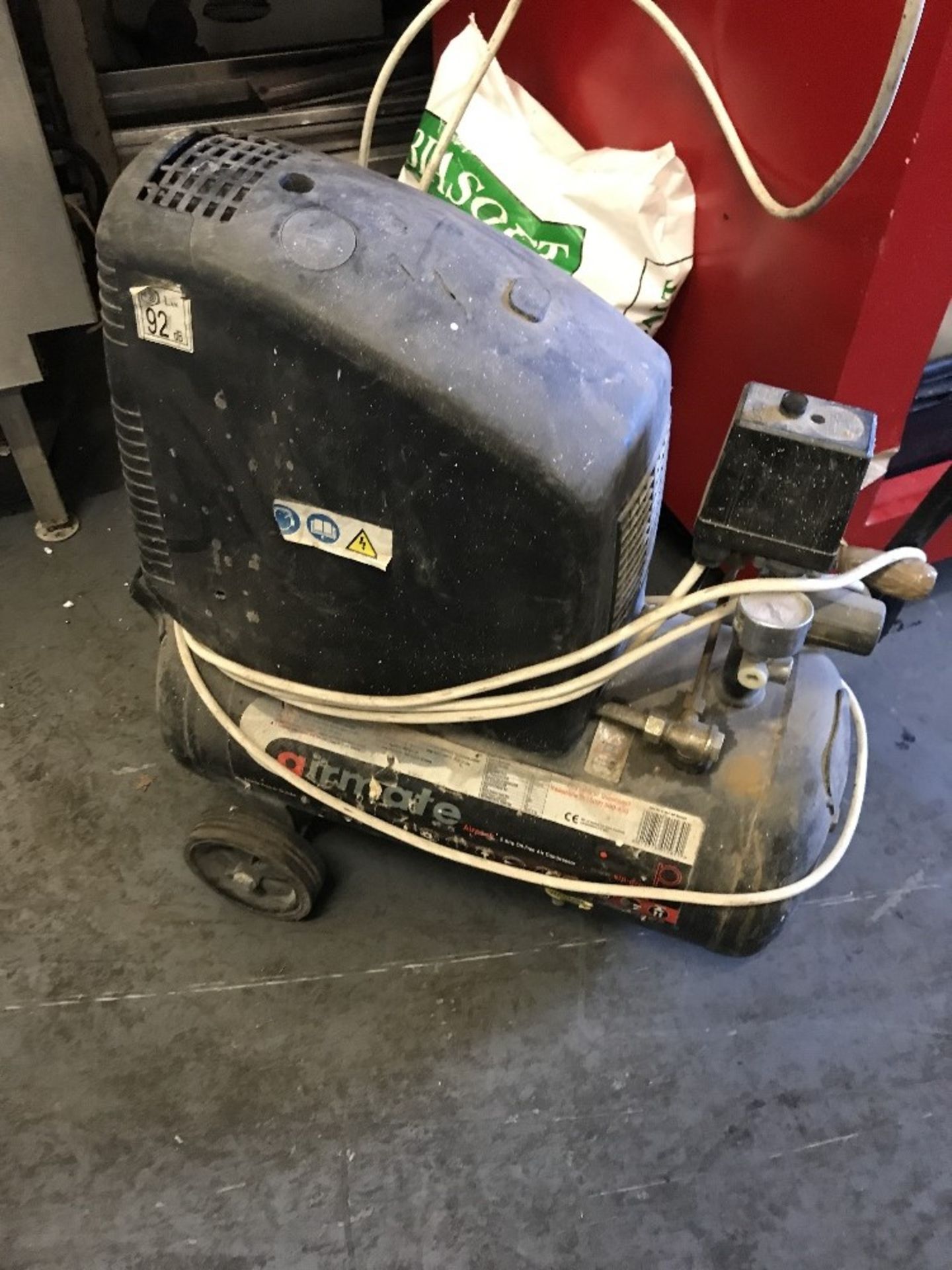 Airmate air compressor with easy movement wheels