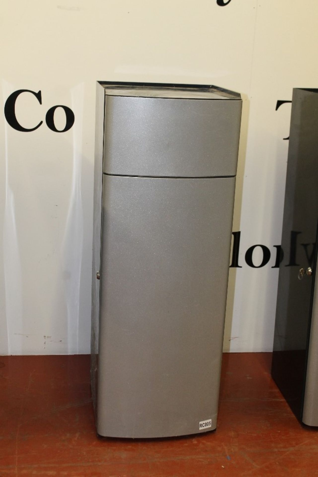 Cafe Lockable Free Standing Storage Unit – with Key