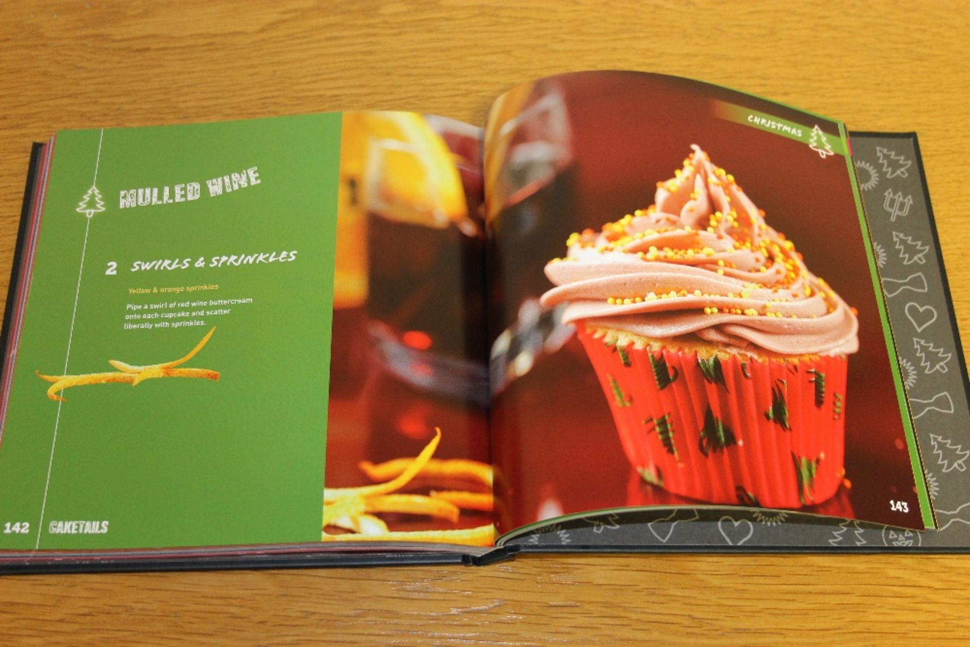 Caketails – Book on Intoxicating Cup Cakes for Grown Ups Pallet of Brand New Books – Approximately - Image 2 of 3