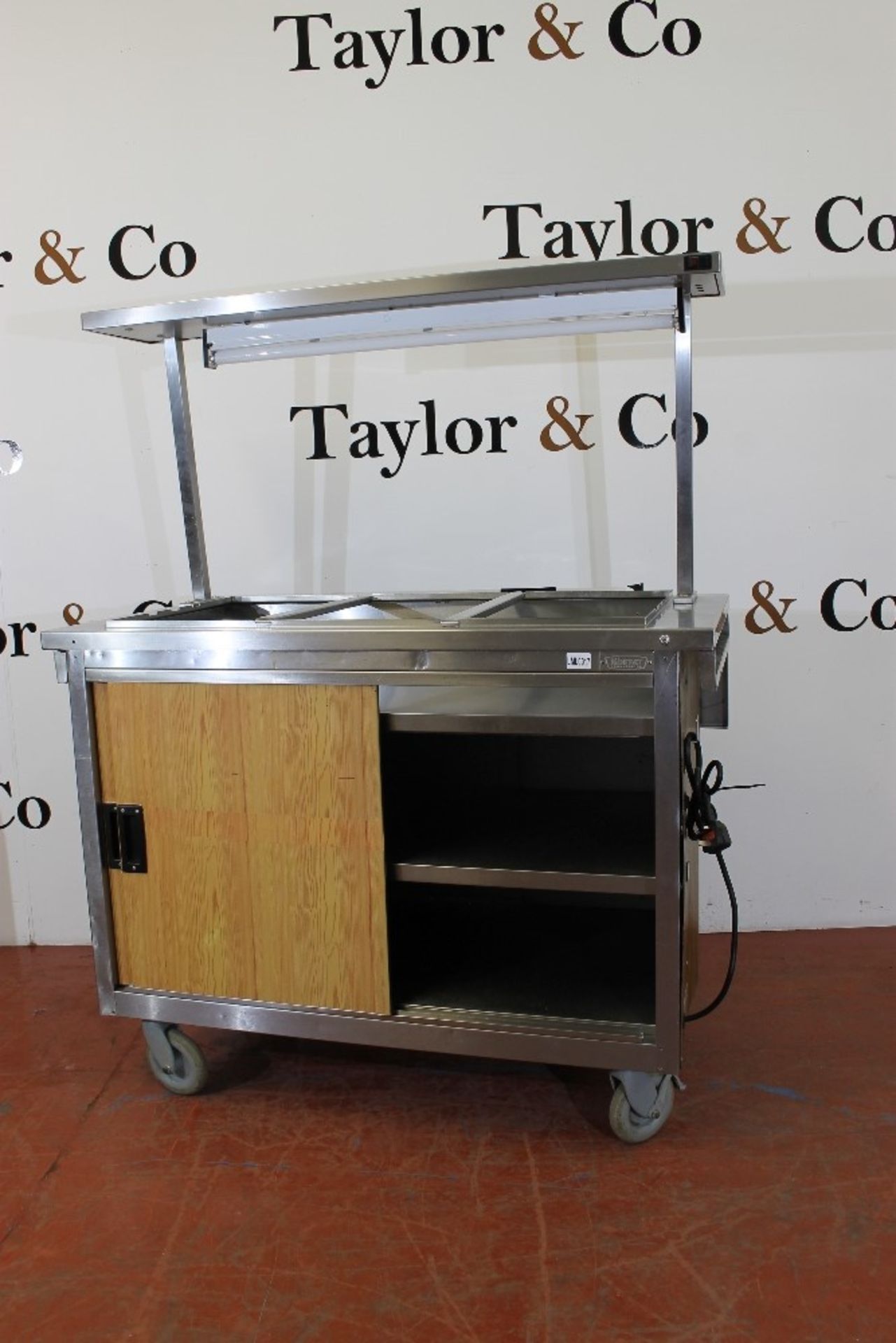 Moffatt Heated Three Tier Hot Cupboard with dry heat 3 x 1/1 Gastronorm Pans , Bain Marie – electric - Image 2 of 5