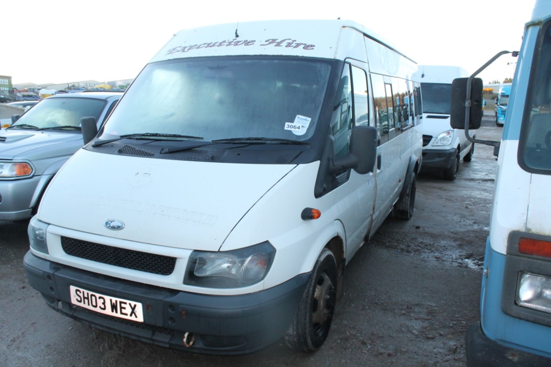 Ford Transit - 2402cc Minibus