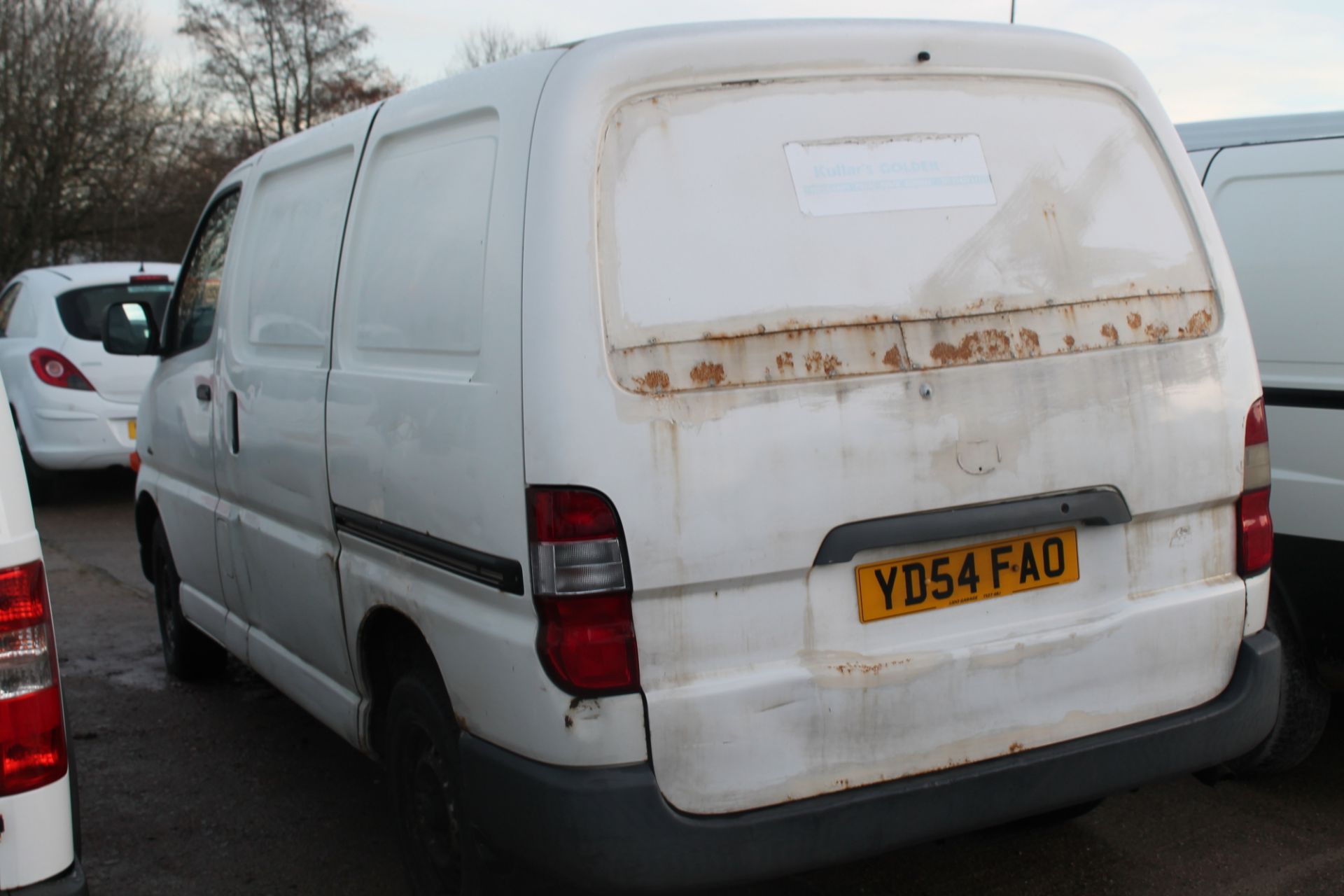 Toyota Hiace 280 Gs Swb 88 Bhp - 2494cc 2 Door Van - Image 4 of 4