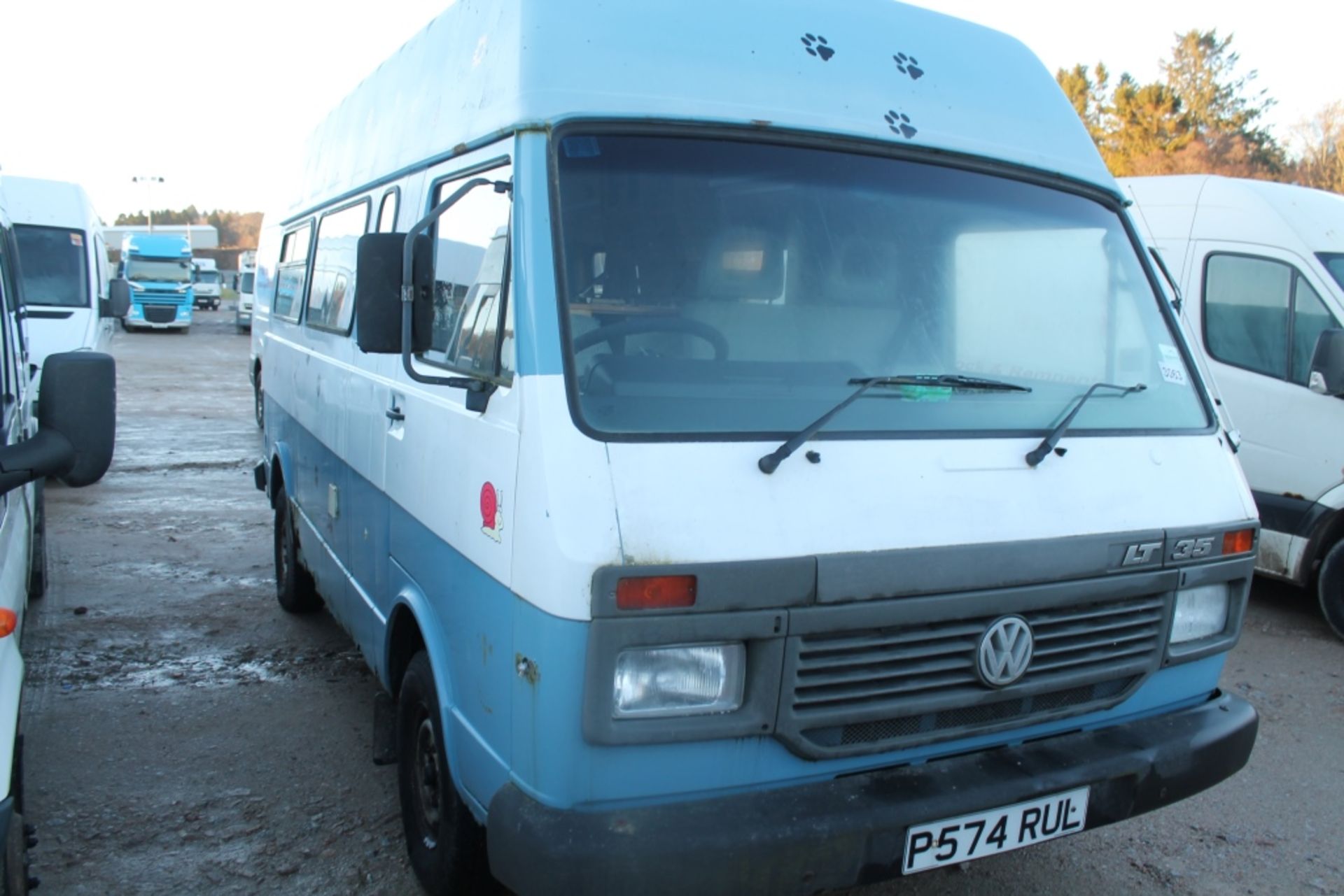 Volkswagen Lt 35 E Diesel - 2384cc Minibus - Image 2 of 4