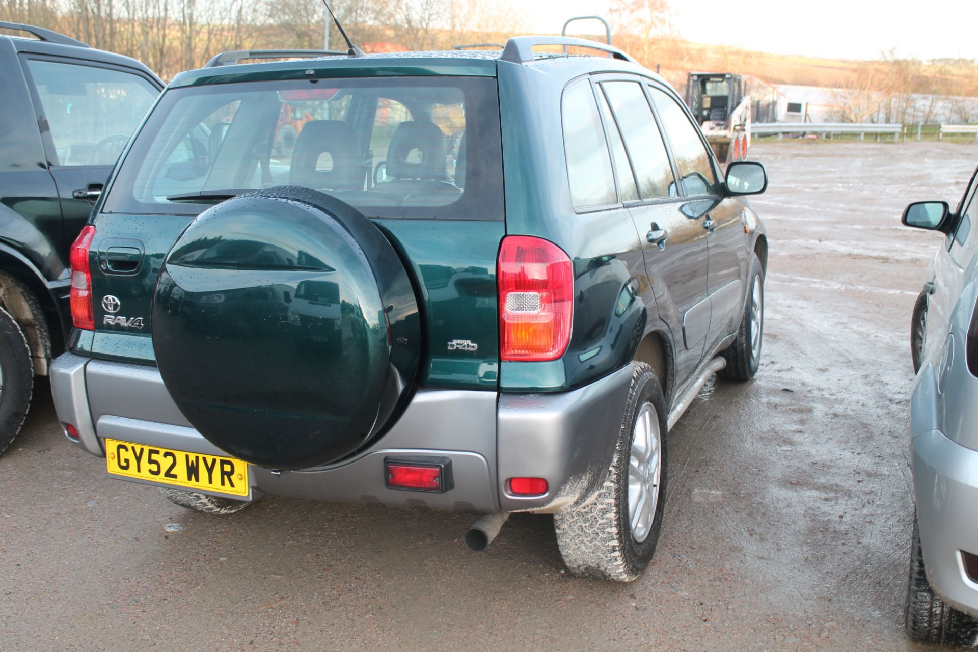 Toyota Rav4 D-4d Gx - 1995cc Estate - Image 3 of 4