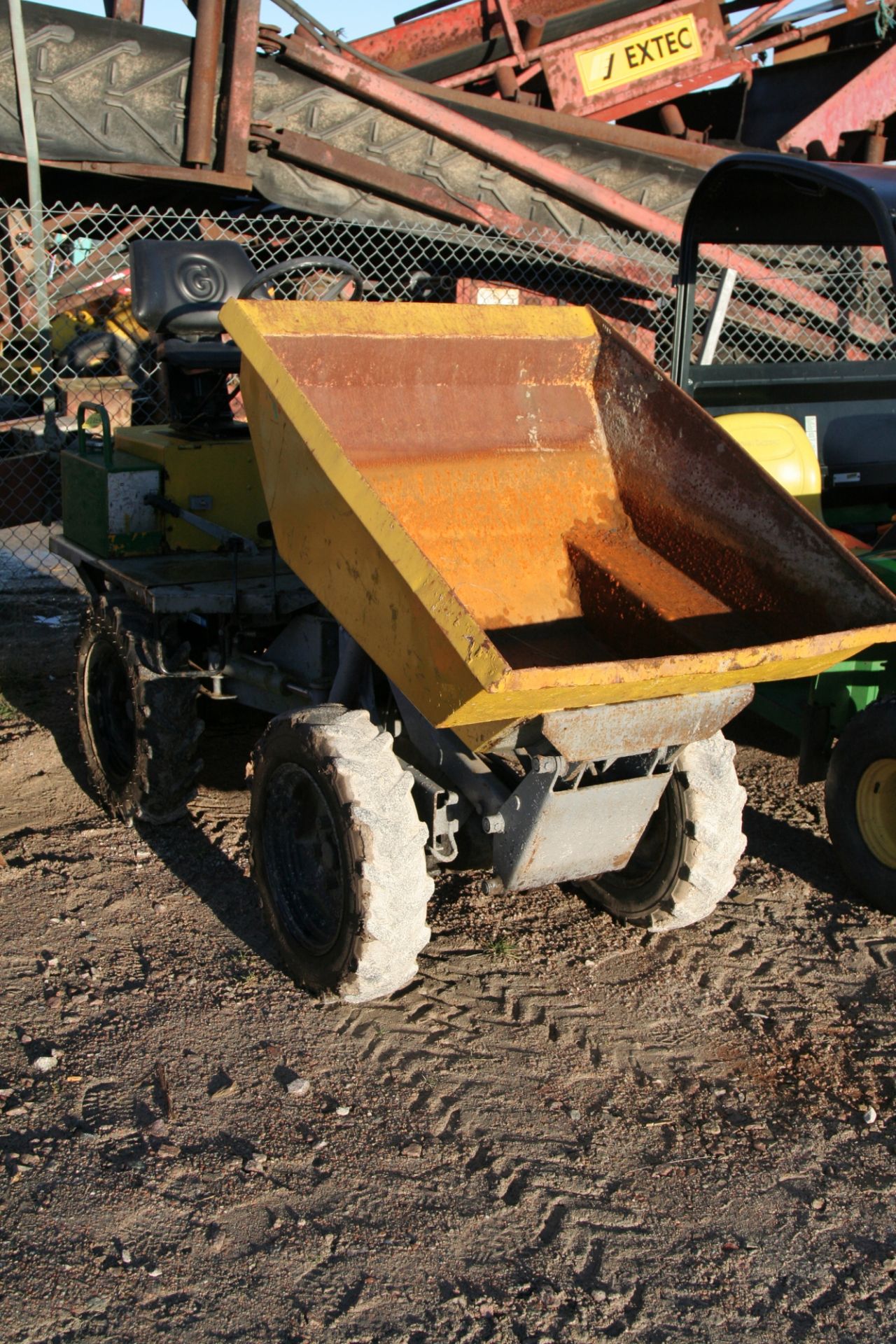 PEL JOB HI LIFT 3/4 TON DUMPER KEY IN P/CABIN