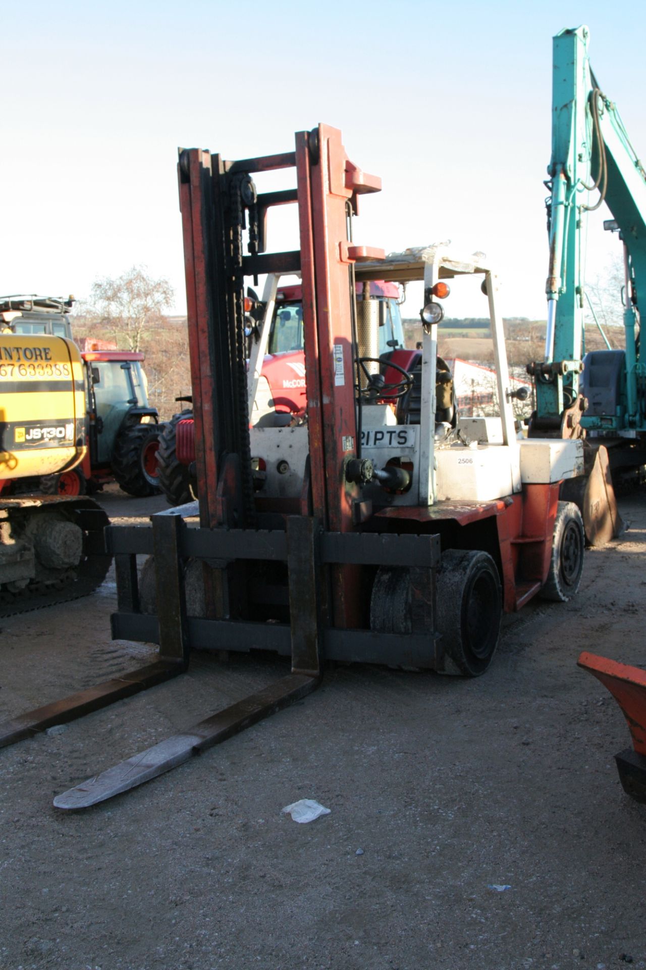 Nissan DF05 A70 - Displaying 1,037 Hours - not warranted, Plus VAT,