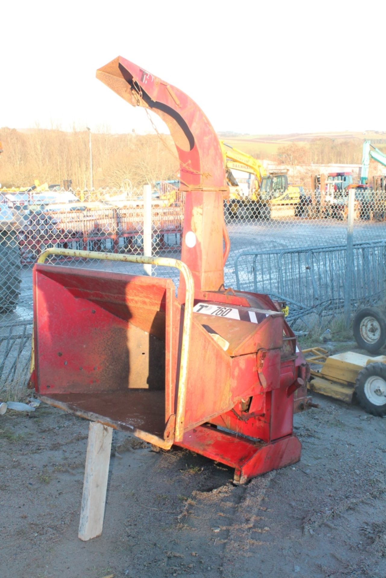 WOODCHIPPER WITH PTO IN P/CABIN