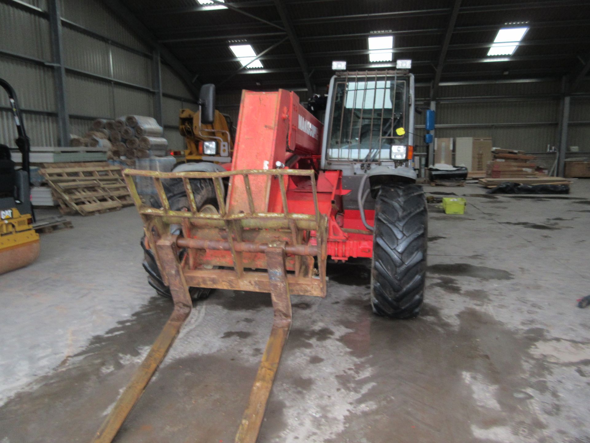 1 No. X853 NSS - Manitou MT732 Telehandler - 7m Reach - Date of 1st Registration 01/09/2000 - Image 3 of 5