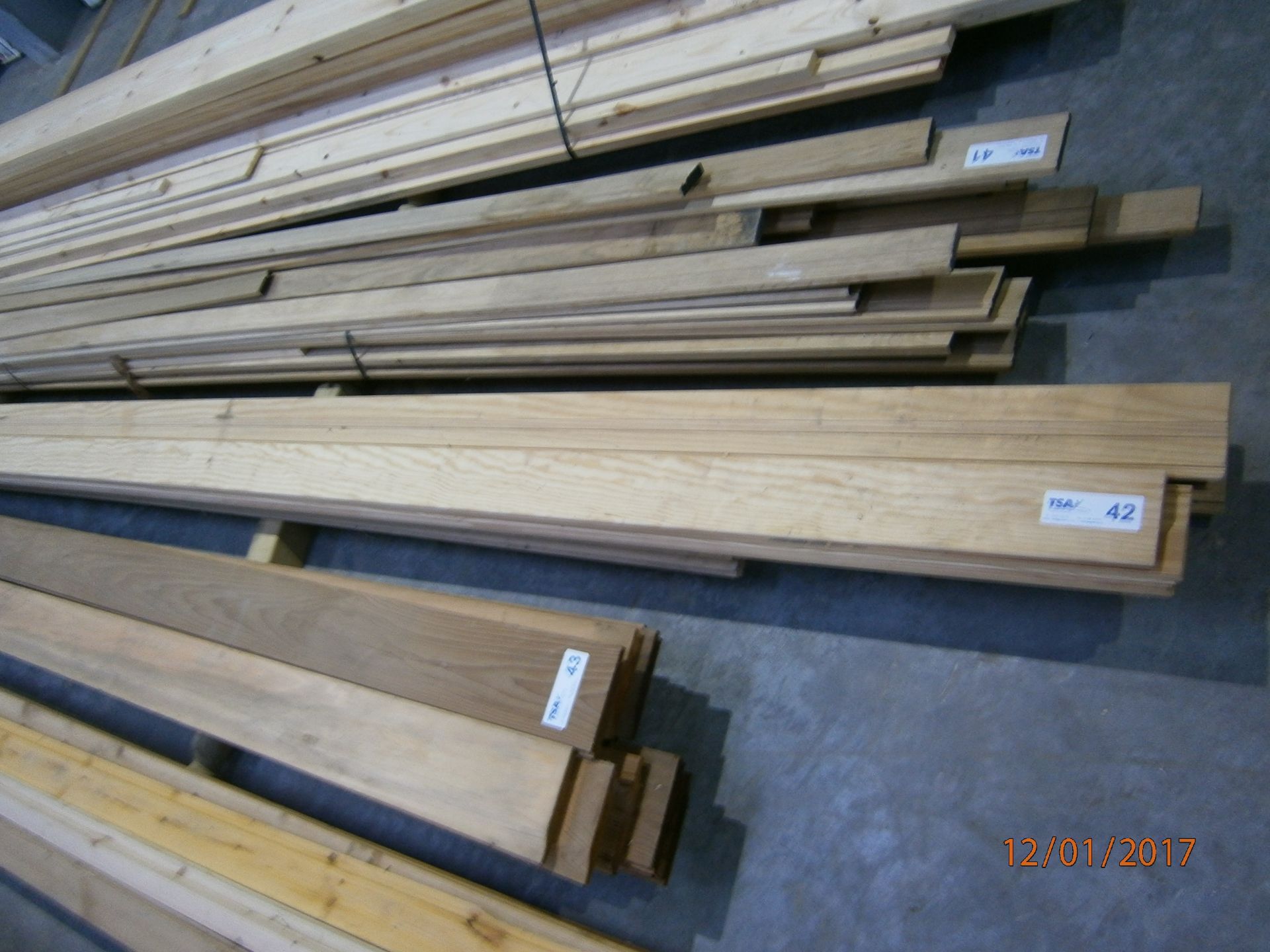 1 No. Quantity Pine Skirtings