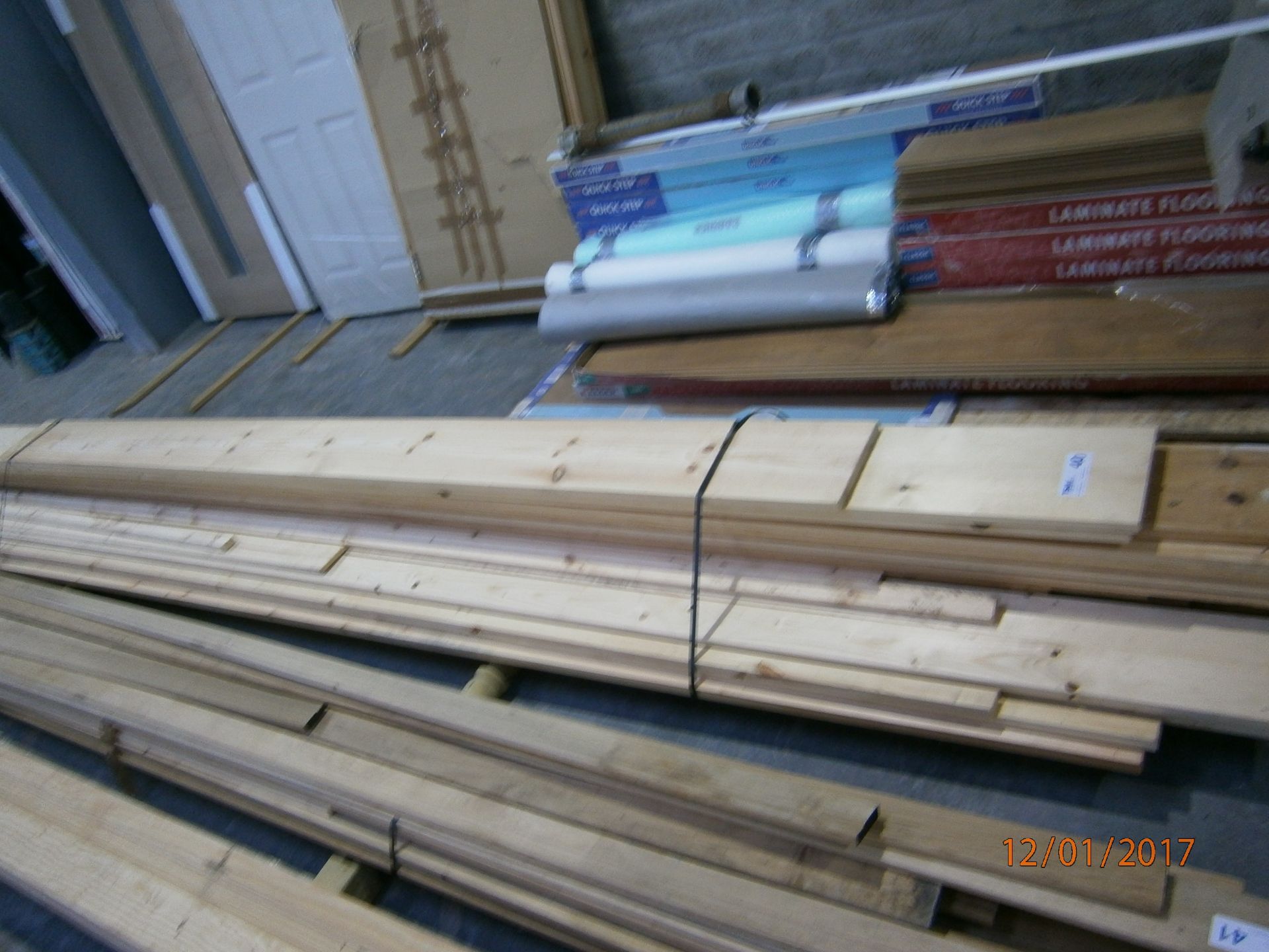 1 No. Bundle Various Lengths Pine Boards