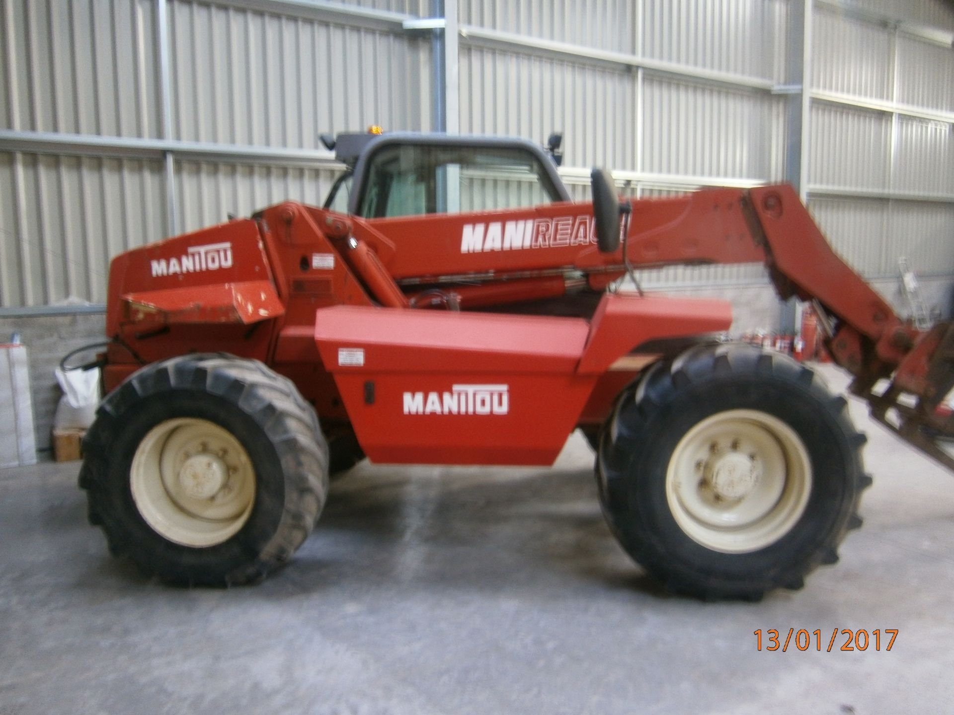 1 No. P846 FTS - Manitou MLT628 Turbo Telehandler - cw Manifix Hitch - Displaying 8,246 Hours - - Image 2 of 4